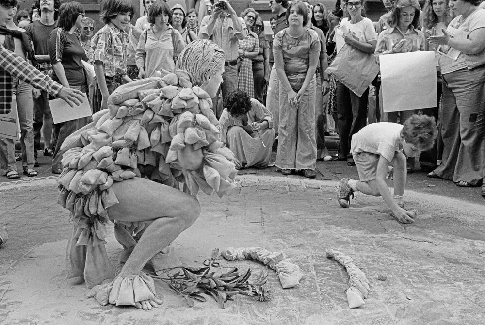 Betsy Damon, 7,000 Year Old Woman, performance on Prince Street, New York, May 21, 1977.