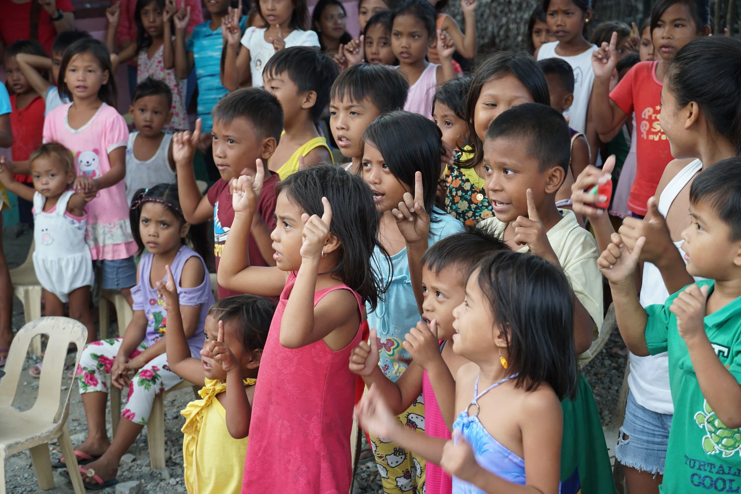 Feeding 31242134.JPG