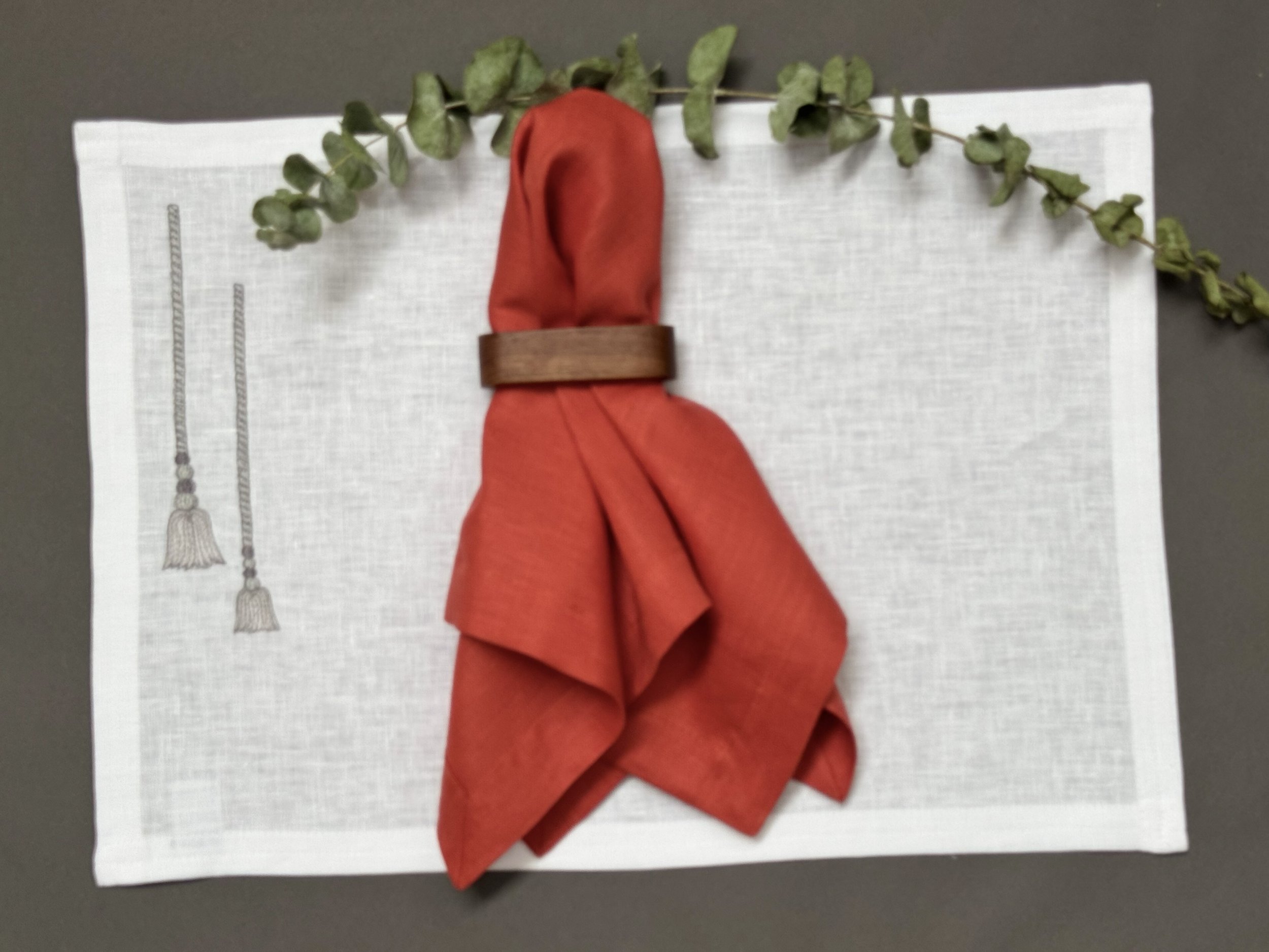 Individuales Pompones Lino Blanco (Set 4 piezas)