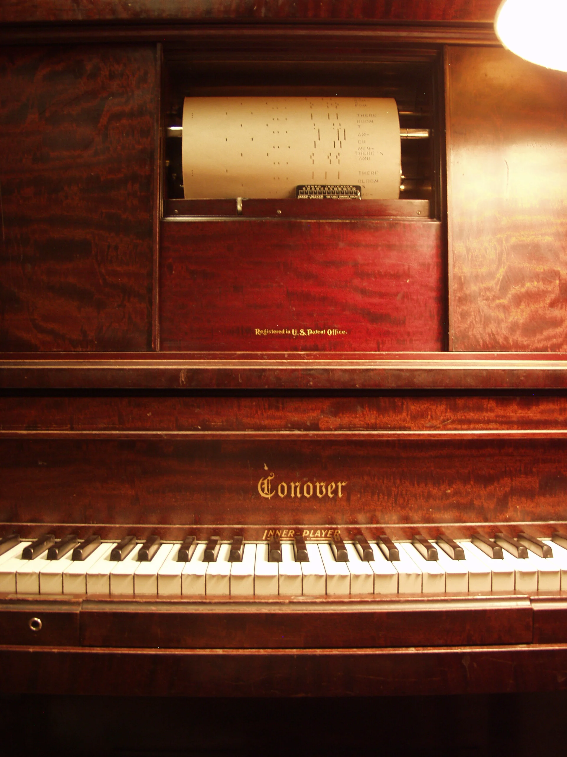 Pianoo.jpg
