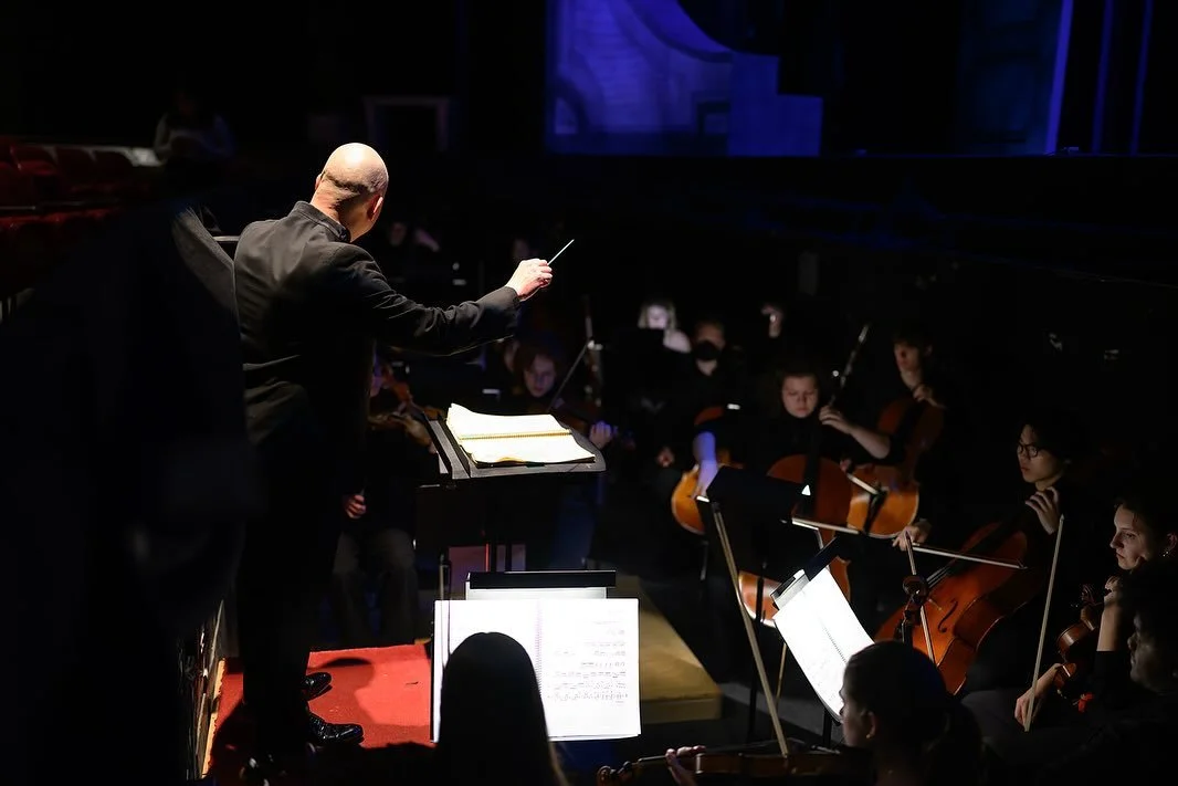 It&rsquo;s the day of the show, y&rsquo;all!  Tonight we open the first of four performances of Joseph Bologne&rsquo;s L&rsquo;amant anonyme at @oberlinoperatheater 

Thanks to @oberlincollege for inviting me to conduct.  It&rsquo;s been a joy to wor