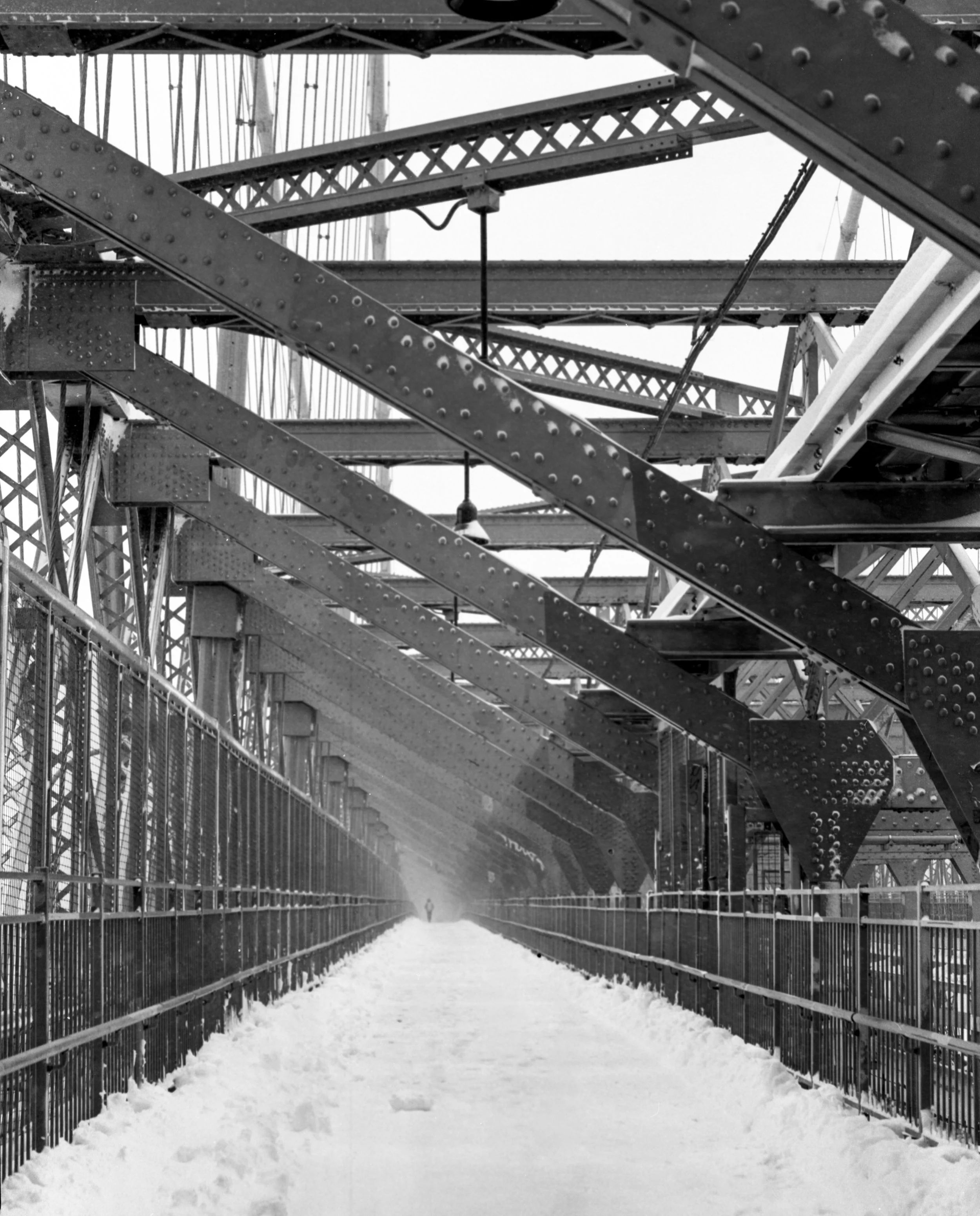 blizzard williamsburg bridge.jpg
