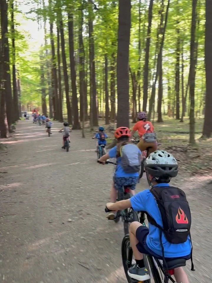 FINAL DAY TO REGISTER FOR SPRING PROGRAMMING!
We can&rsquo;t wait to ride bikes with you!! 
Registration link in bio!
#morekidsonbikes