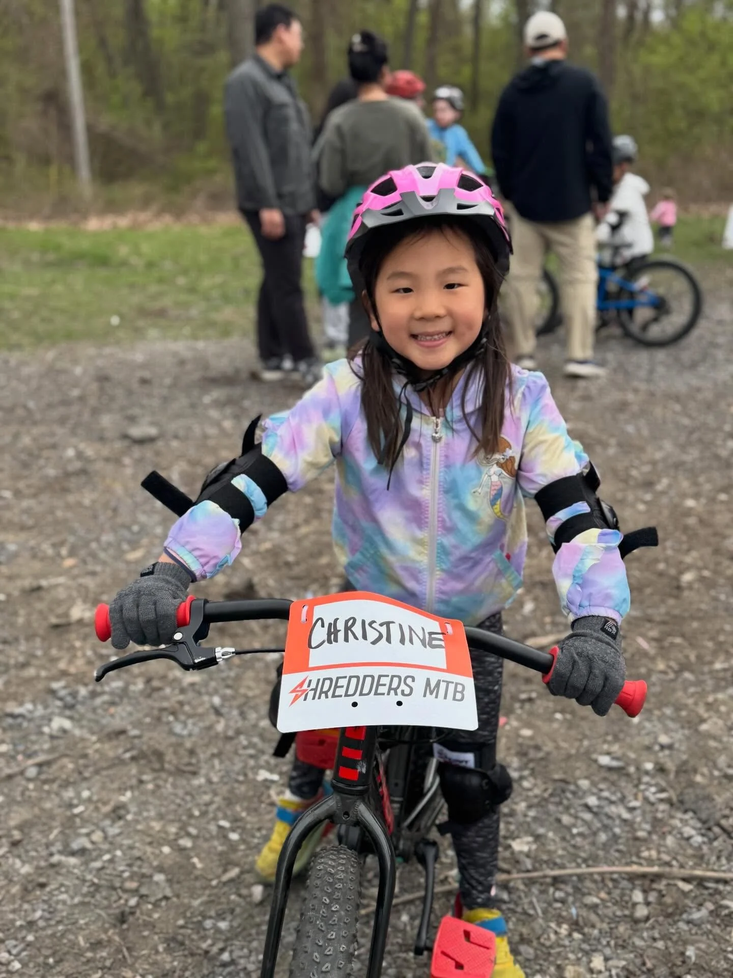 Albany Shredders and Queensbury Shredders had their first rides of the season last night! For some riders, they are learning these fundamental skills for the first time - for others it&rsquo;s an important reminder of how to ride bikes safely! Safe r