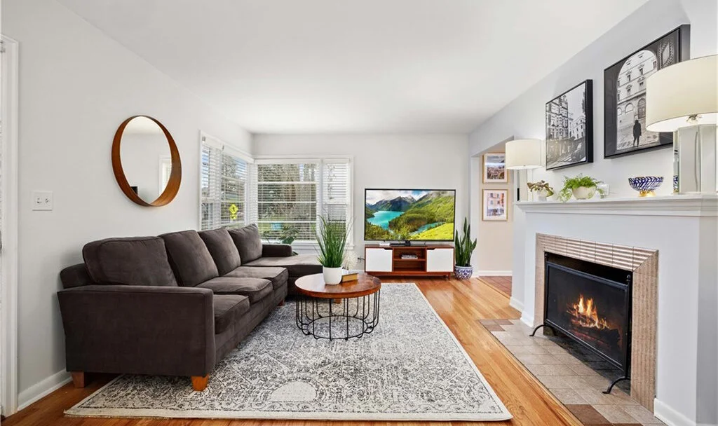 SOLD in 8 Days: Greenlake Vintage