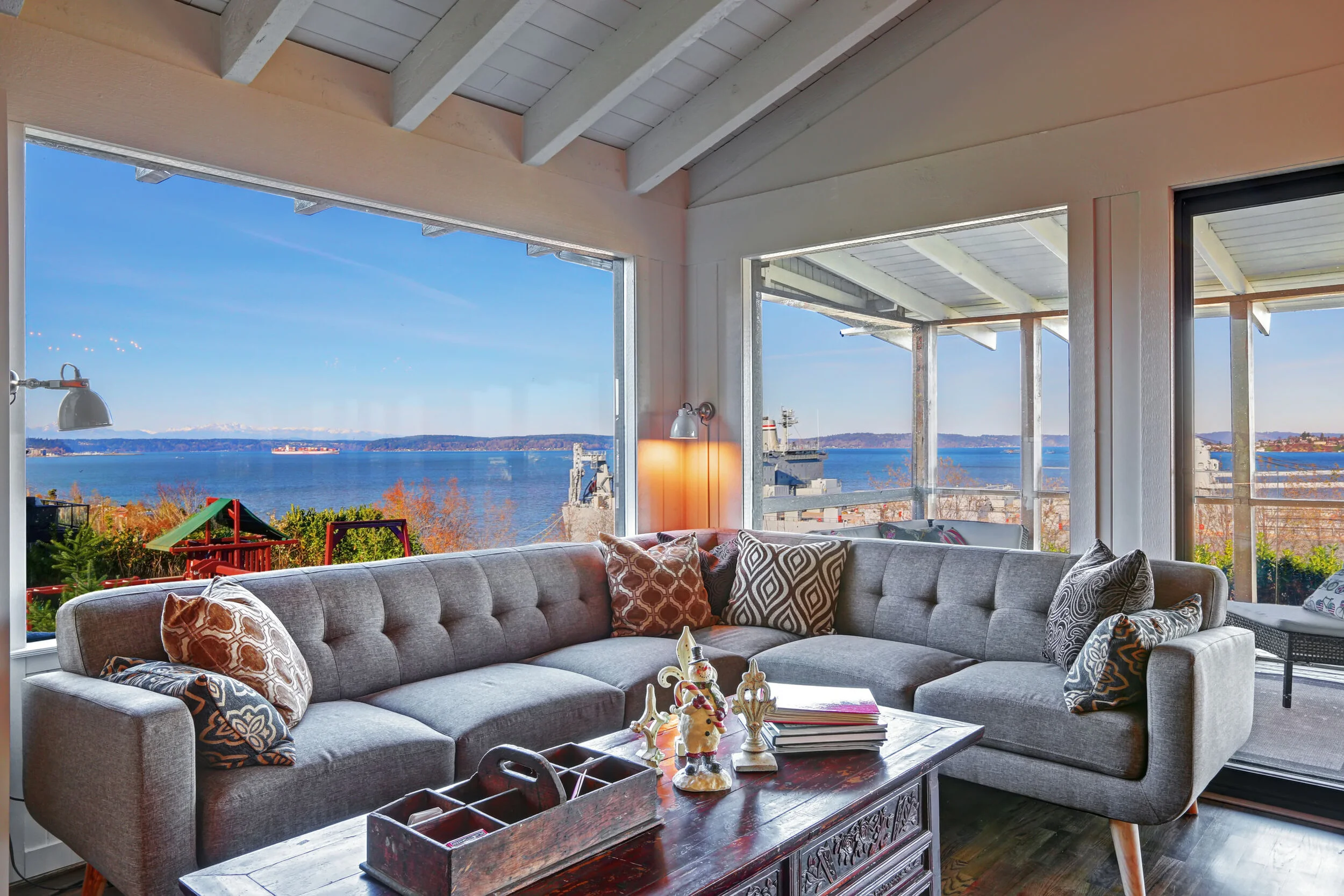 Springtime Switches: Ways to Make Your Space Ready for Spring