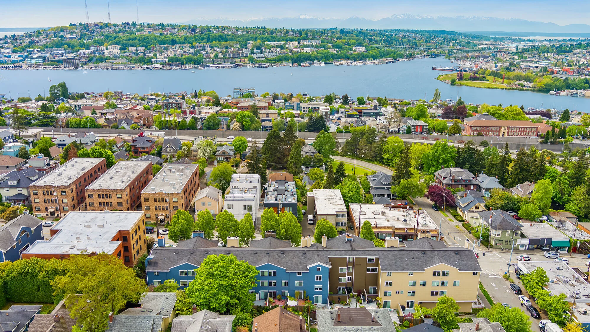 view of neighborhood