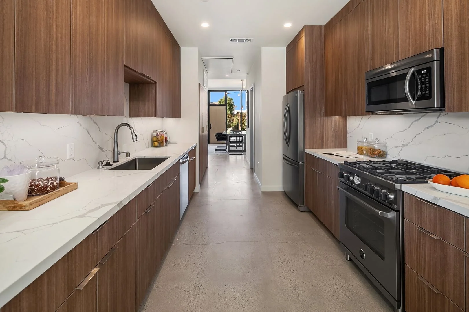 ATWATER UNION KITCHEN
