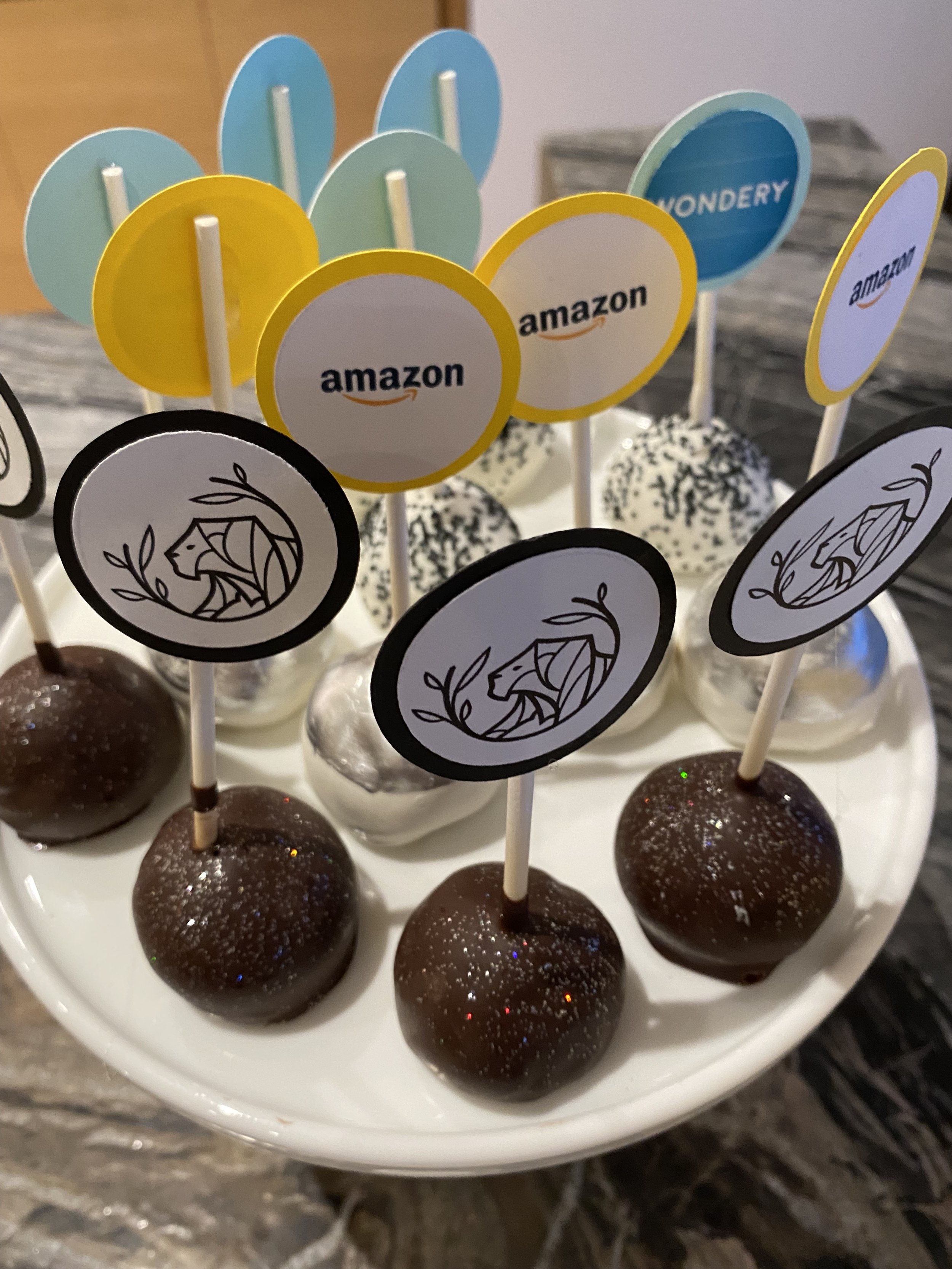 AmazonWonderyCakePops.jpeg
