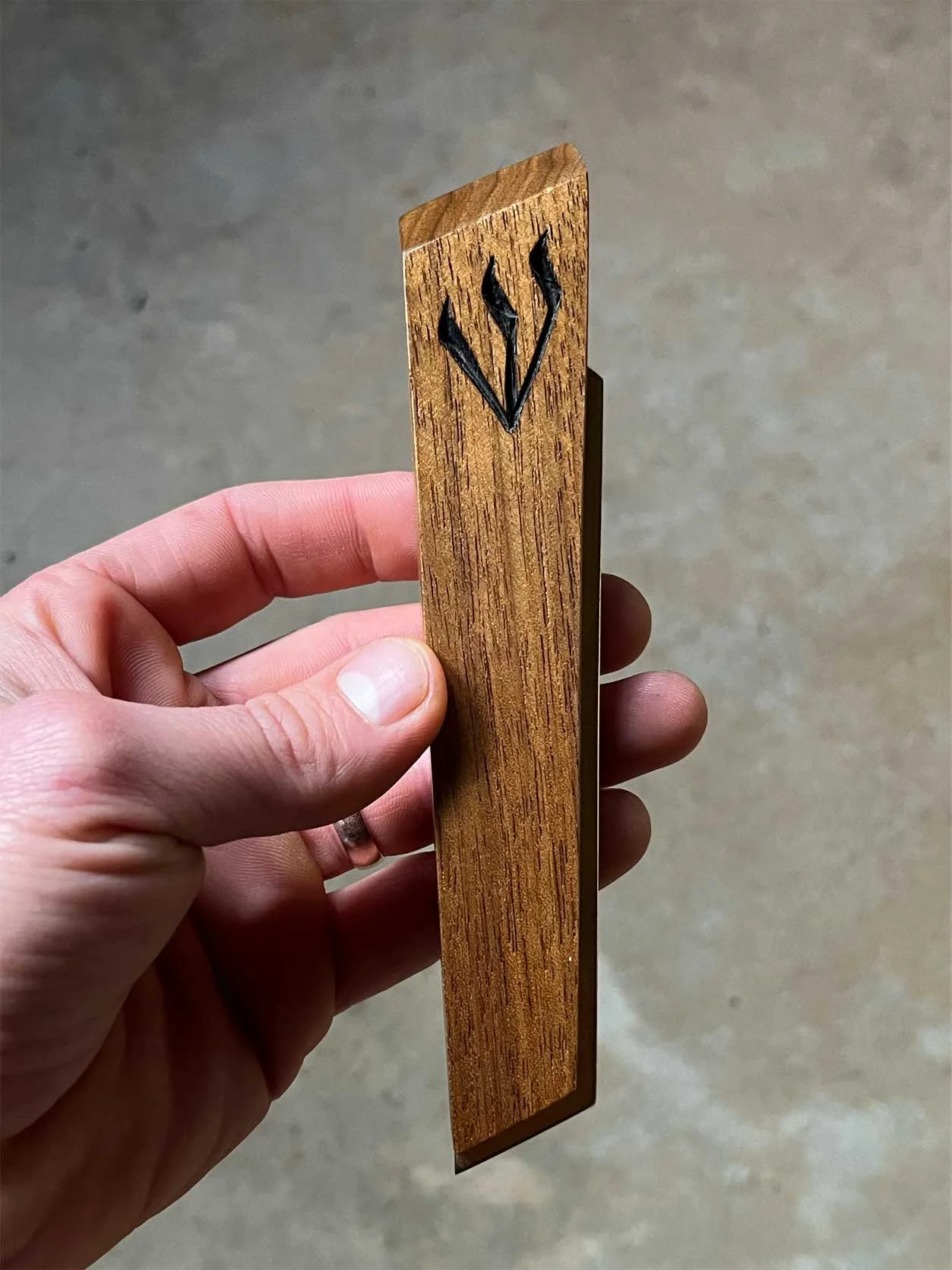xl-wooden-mezuzah-1.jpg