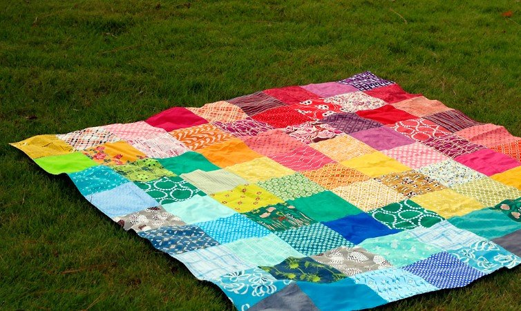 If you have a quilt that's been sitting in the closet waiting to be given new purpose - consider donating it to Bowers School Farm! We are looking for quilted blankets (non knit so they're easy to wash), so that guests can "Borrow a Blanket&quo