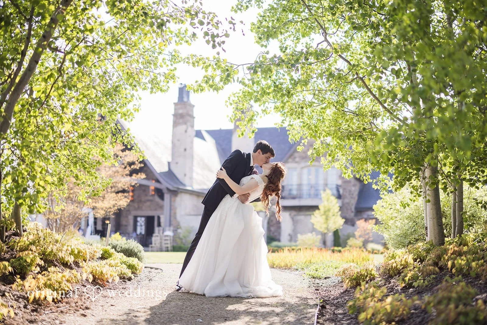 chateau-de-lis-wedding-timeless-portland-marisa-dylan-10-1.jpg