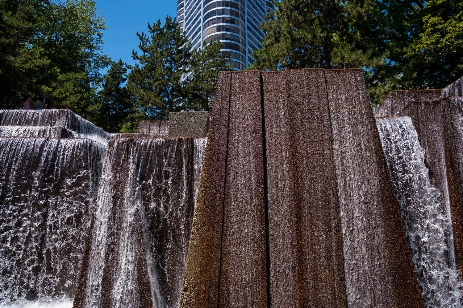 A7400283.jpg
