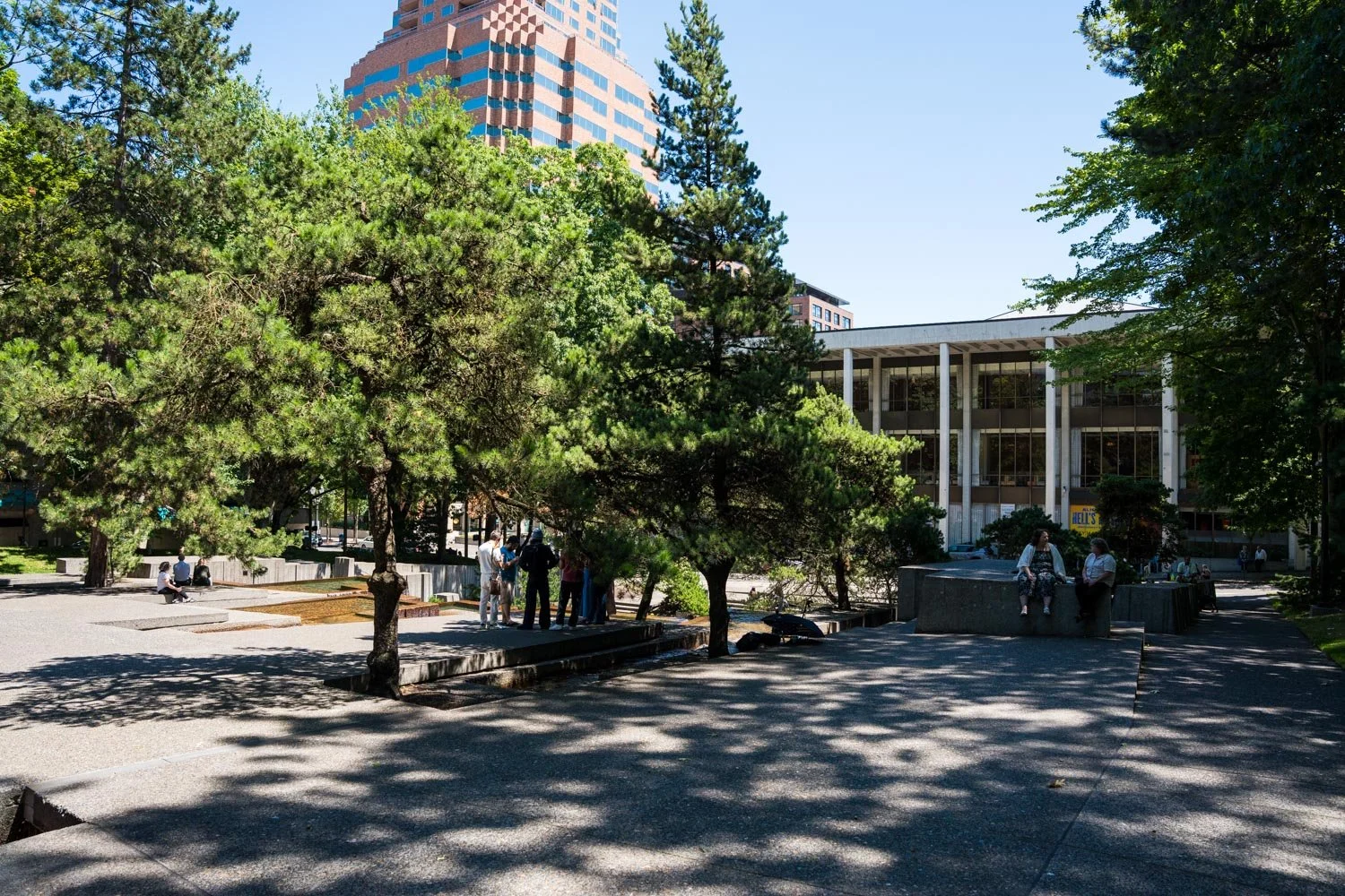 A7400326.jpg