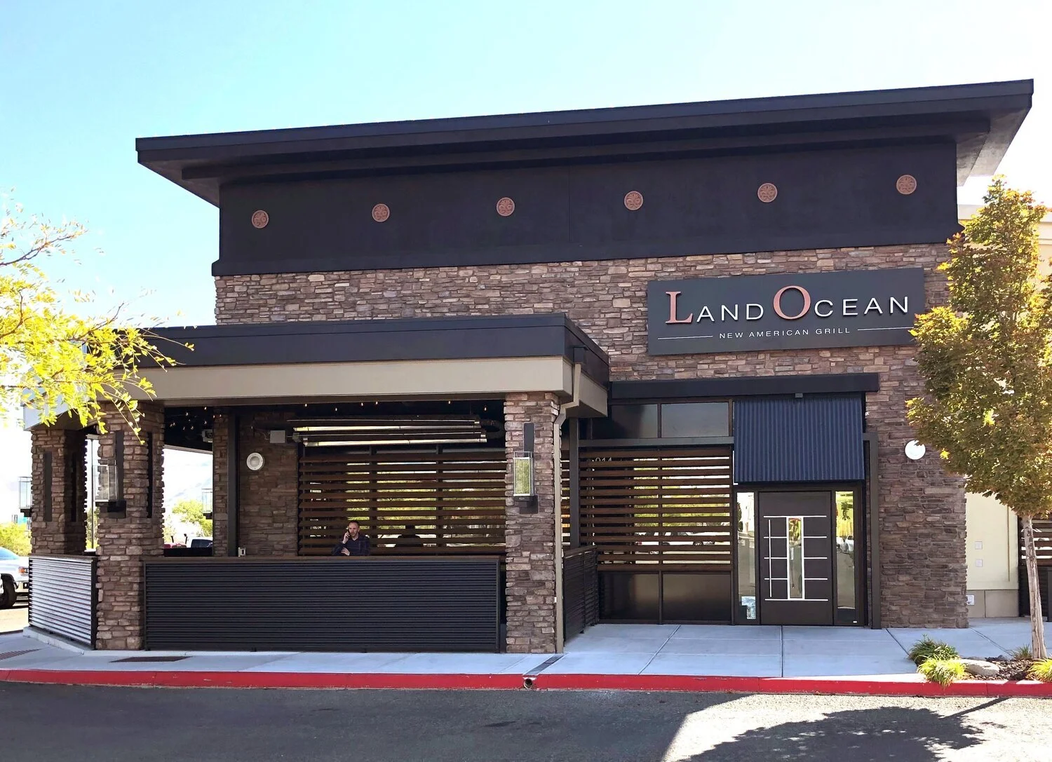 Land Ocean New American Grill