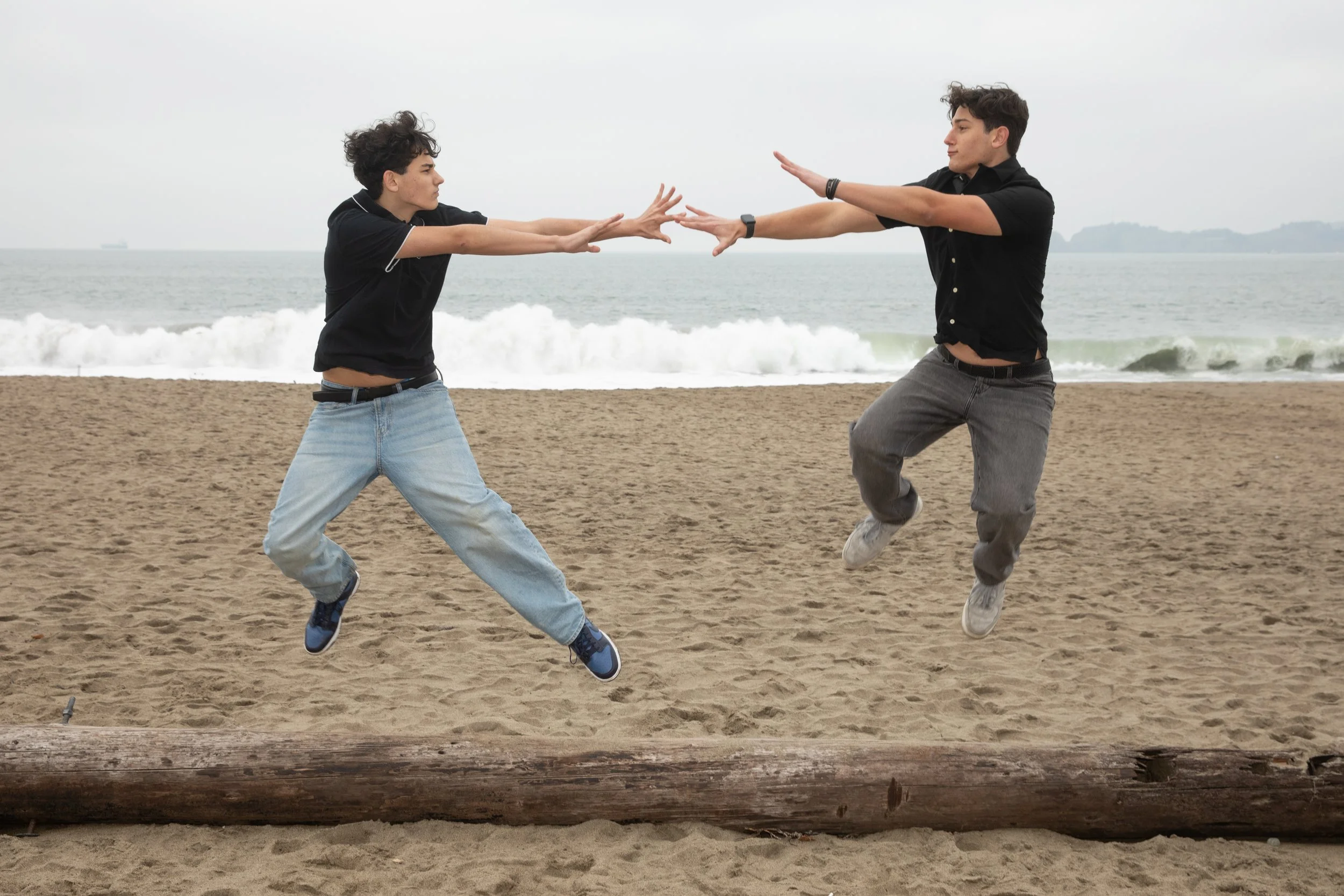 Brothers_BeachPhotography_FamilyPortraits_LawrenceLauterborn.jpg