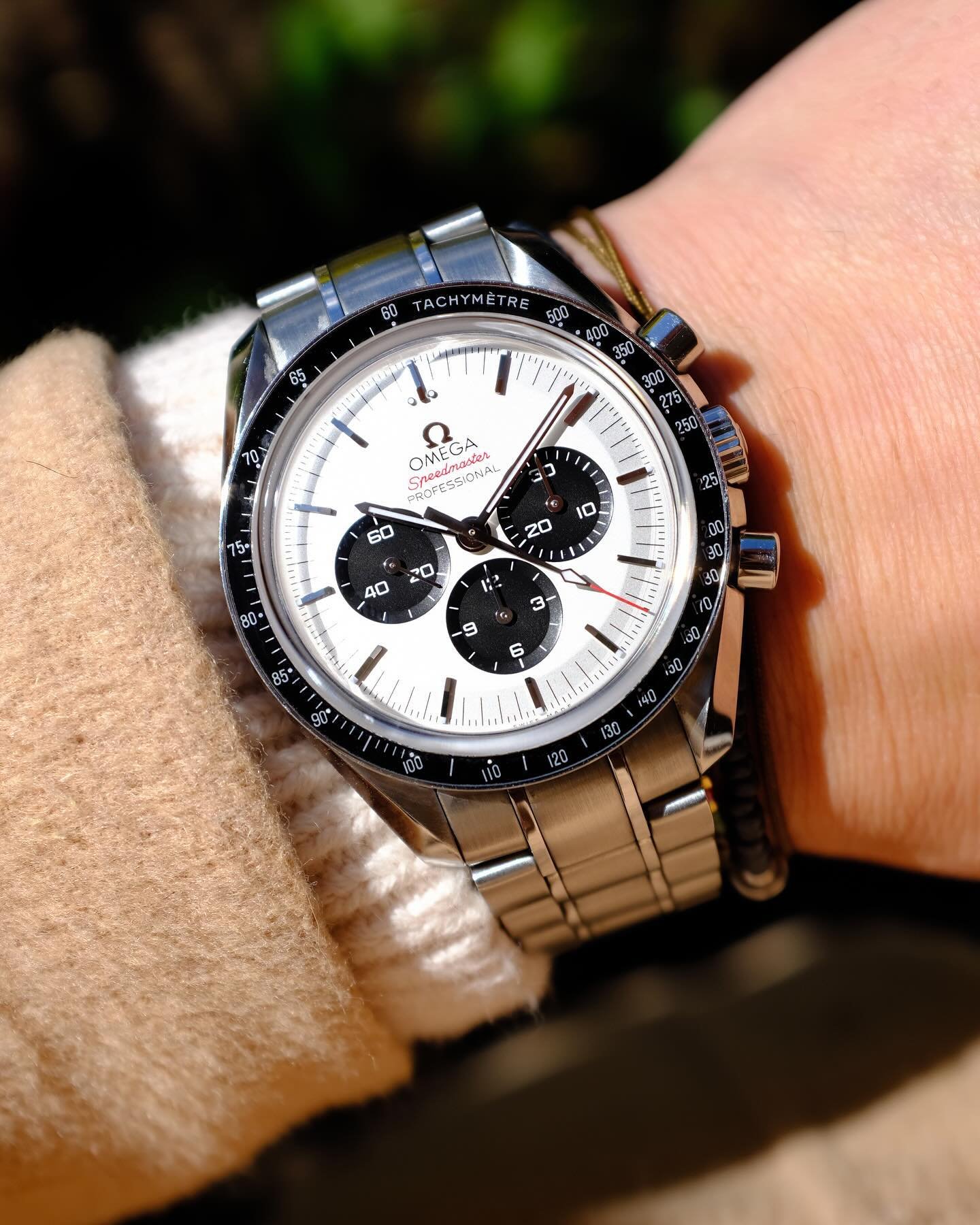 Inarguably one of the best limited edition Speedmasters ever made was to commemorate an event that was postponed a year because of you know what. Coincidentally this watch was purchased on July 29th, 2021 while the Tokyo Olympic events were finally h