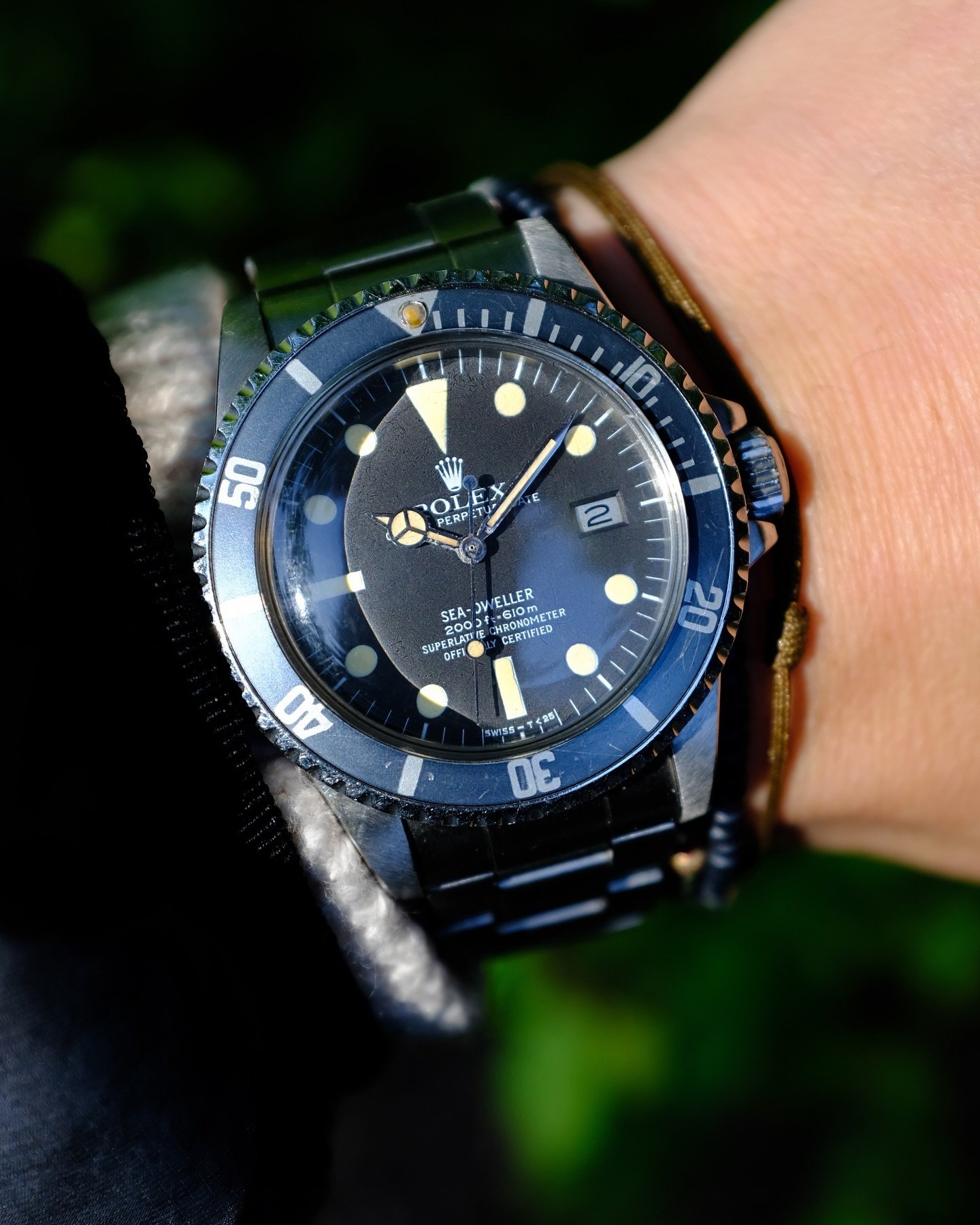 Ultra mega super fat font kissing 40 whatever you wanna call it MK3 grey bezel insert available for your Rolex 5513, 5512, 1680 Submariner. Looks pretty killer on this 1665 Sea-Dweller. 

Shoot me a message if you want it.