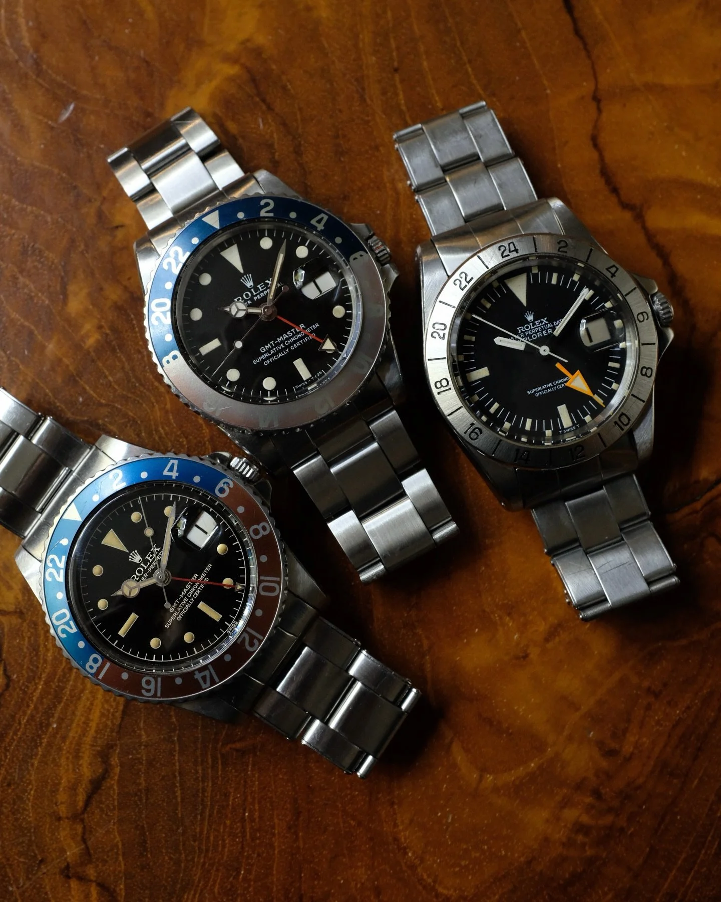 Not just &ldquo;What time is it?&rdquo;, but also &ldquo;What time is it in this country?&rdquo; or &ldquo;in this cave?&rdquo;

-1961 Rolex GMT-Master 1675 PCG 
-1961 Rolex GMT-Master 1675 &ldquo;Long E&rdquo; 
-1973 Rolex Explorer II 1655 full set