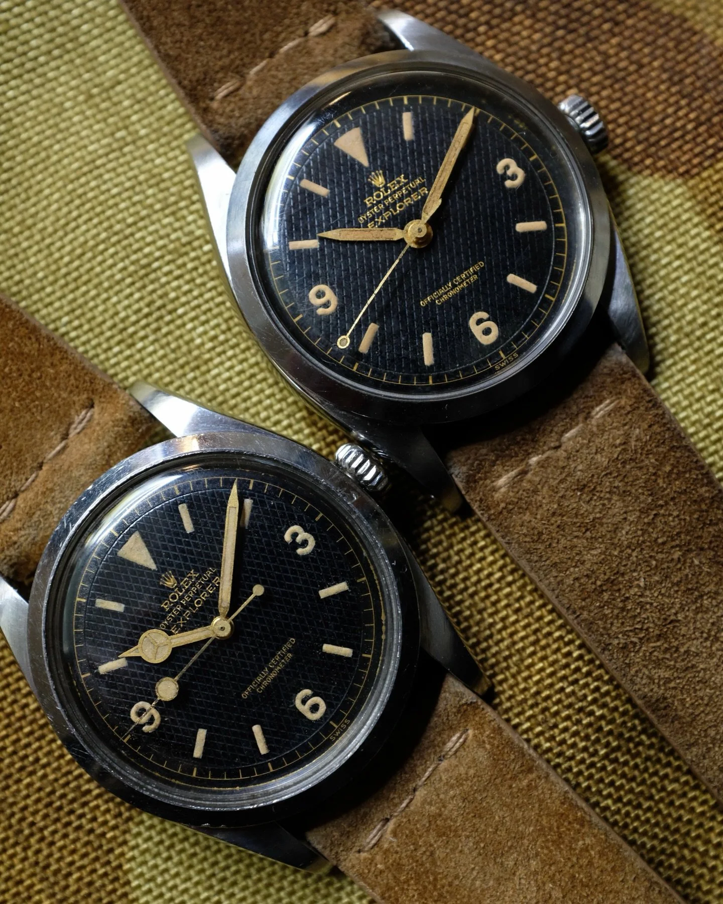 Mercedes hands or pencil hands? 🤔