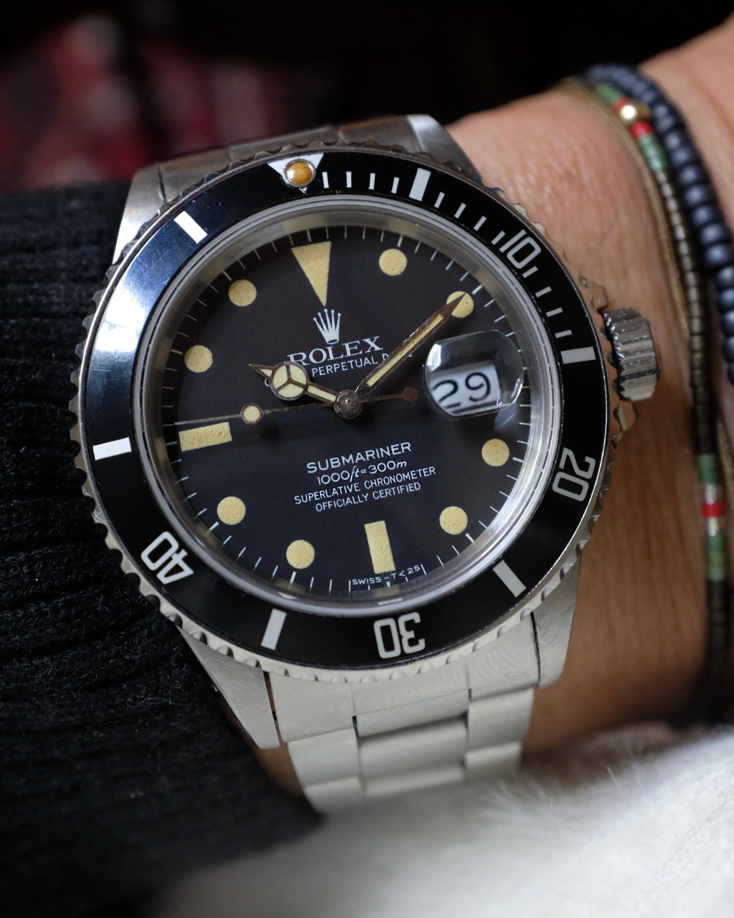 Sporting an old style matte dial with lovely tritium patinated markers housed inside an updated case, sapphire crystal, and movement makes this Sub the ultimate vintage everyday sports watch.  Like driving a Singer Porsche 911 or taking a 1970s Ford 