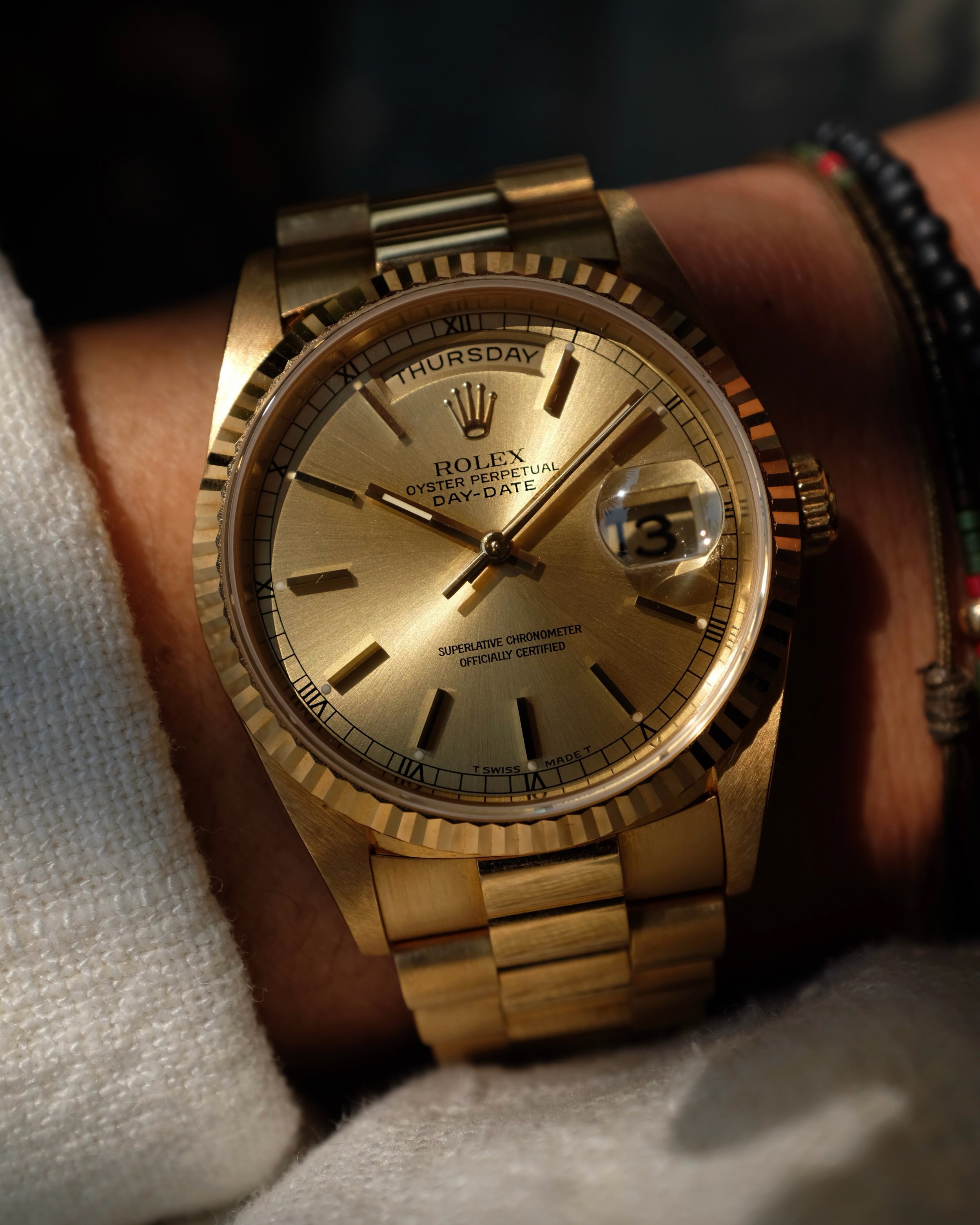 Just a classic old Day-Date in what appears to be pretty decent condition. I dunno, you be the judge 🤷🏻&zwj;♂️ 

-1997 Rolex Day-Date 18238 double quickset date full set