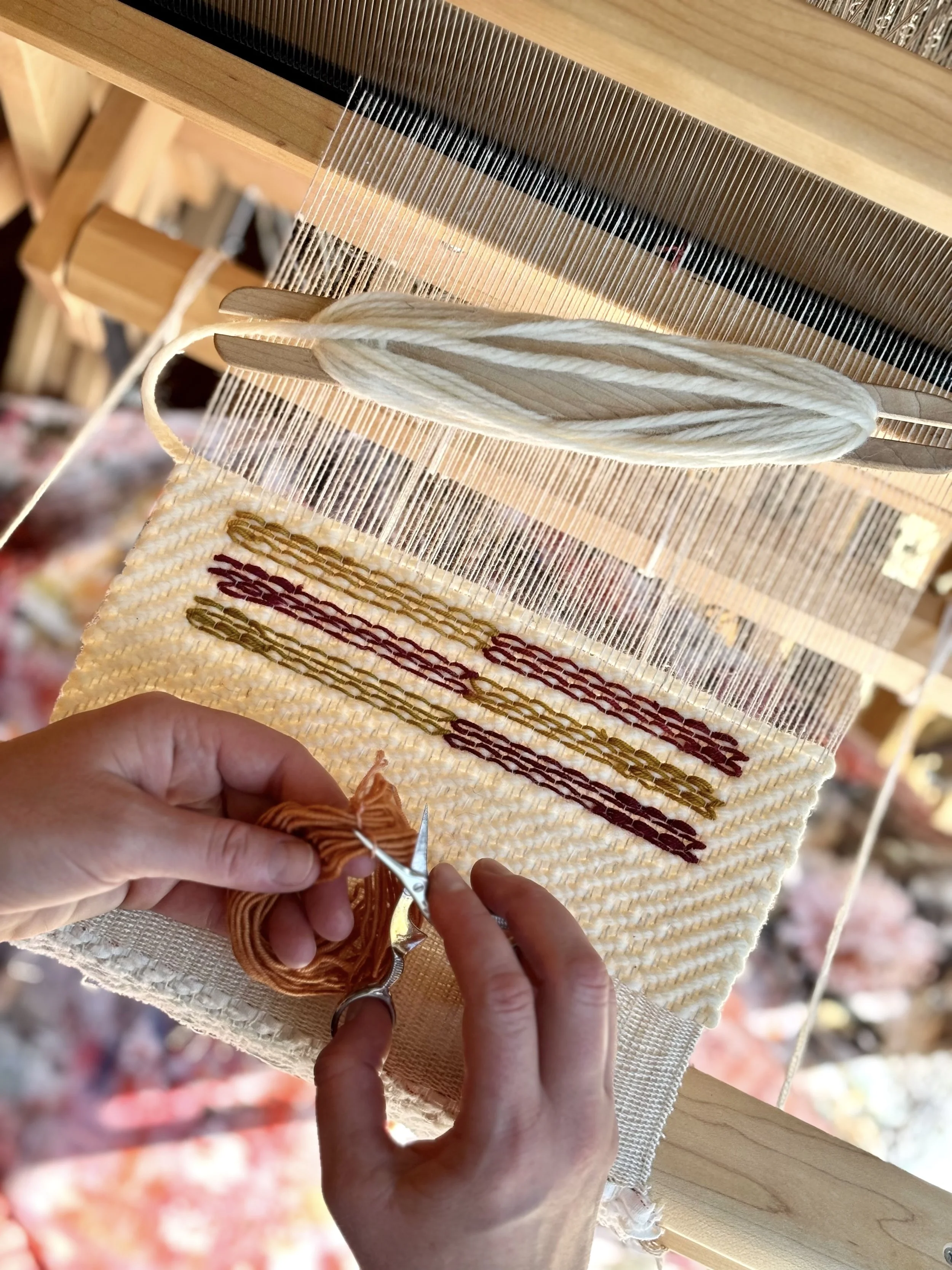 Weaving with Naturally Dyed Yarn - Atelier Reno.4.jpg