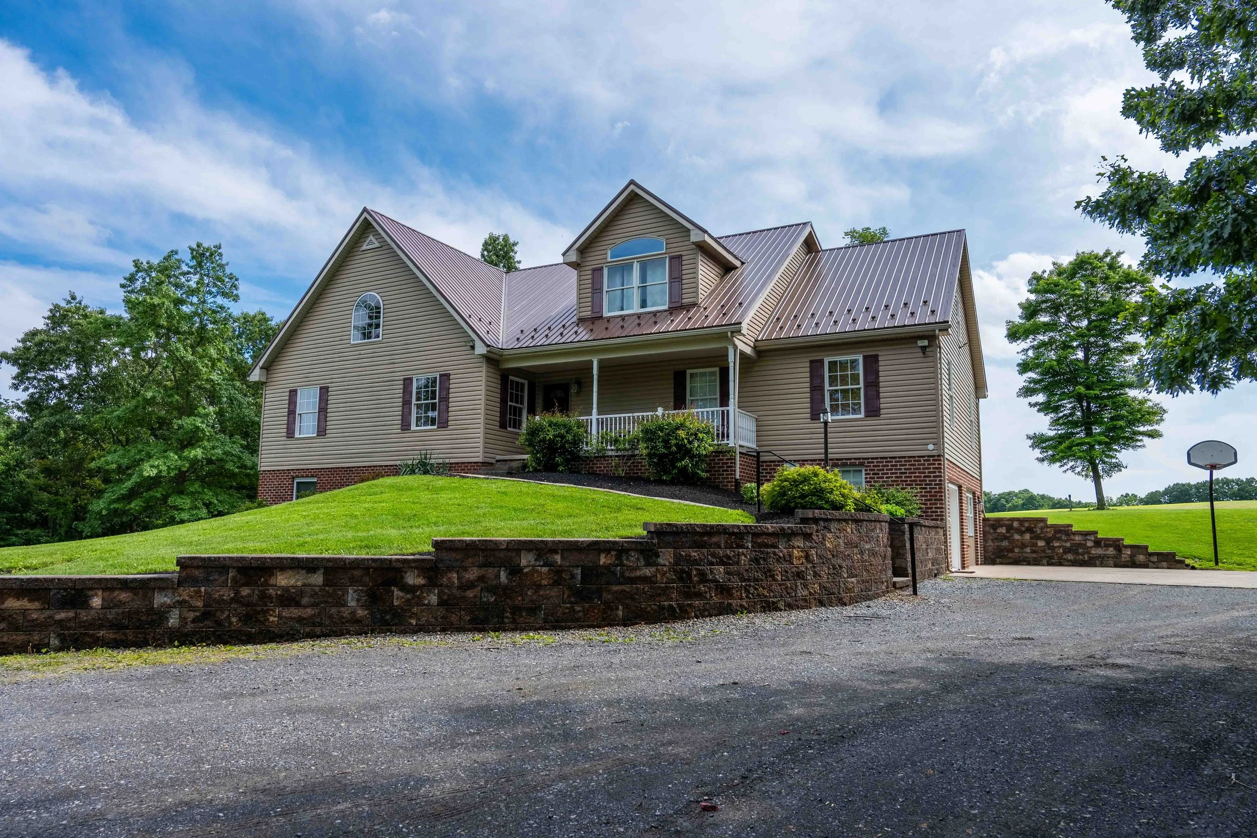 Sunset Ridge Photos-1.jpg