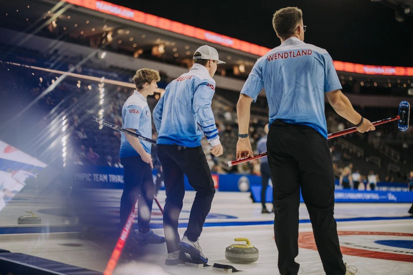 Final bound! 🔥 Team Hebert punches their ticket to the World Junior-B Championships final and will play Switzerland for GOLD! 🇺🇸
#TEAMUSA
📸 Michael Woolheater