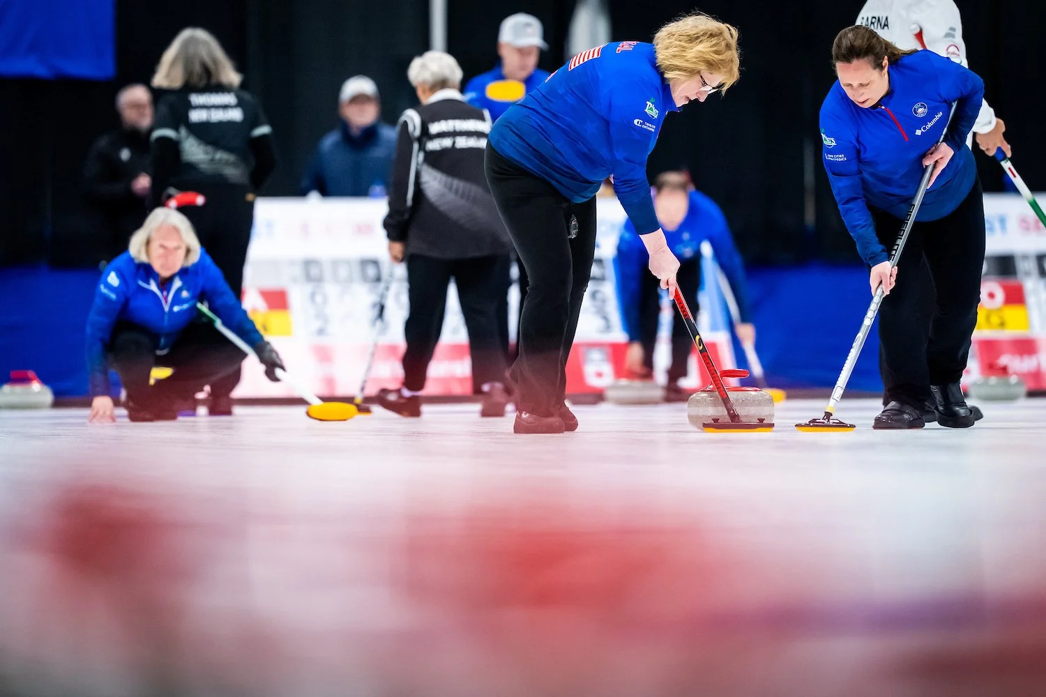 TEAMS SMITH, FARBELOW READY TO TAKE THE ICE AT THE WORLD SENIOR CURLING CHAMPIONSHIPS 