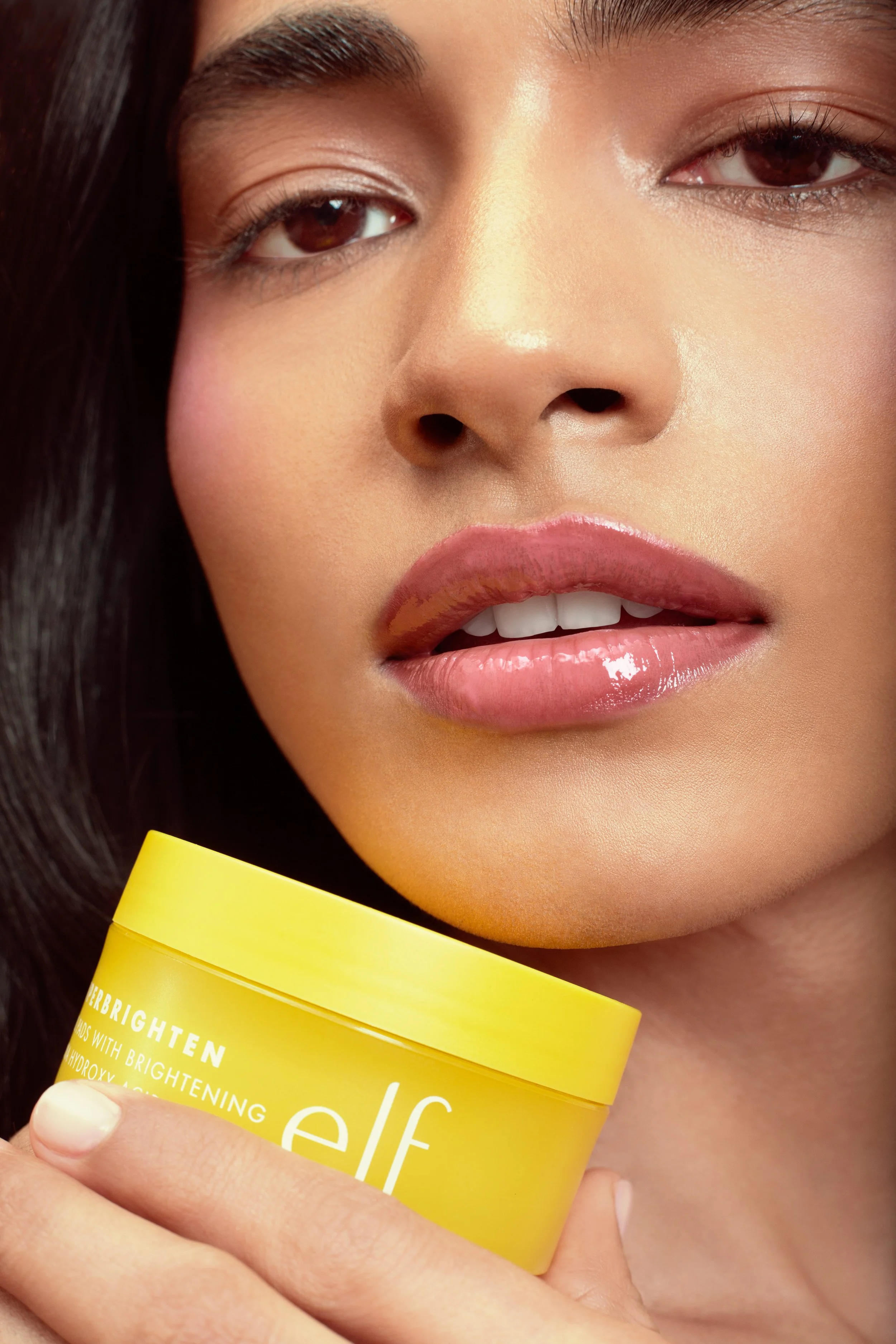 Dipti Pawar photographed by Tarishi Gupta and produced by Gifty Studio 