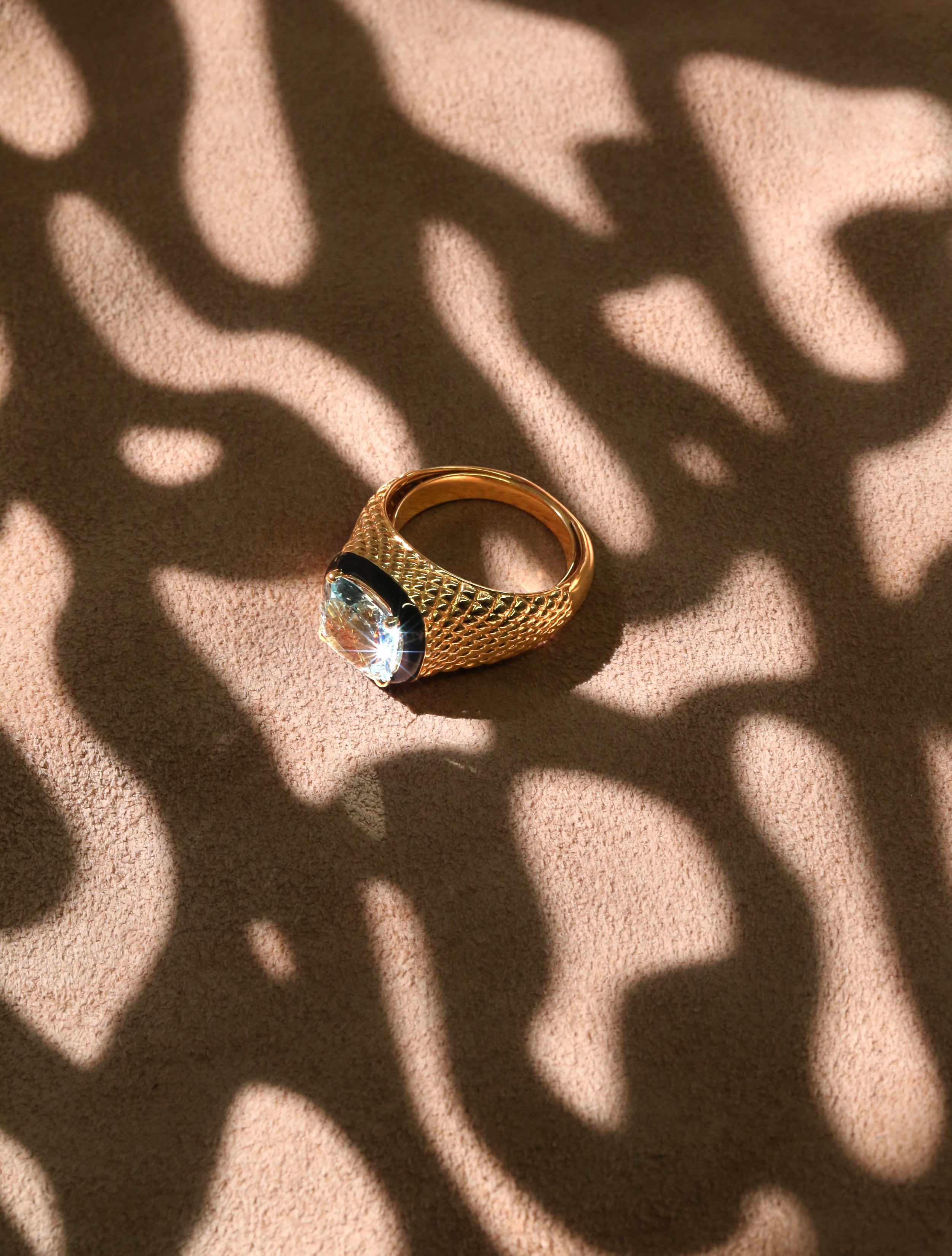 Gyan Jaipur Jewelry campaign shot by Tarishi Gupta and Produced by Gifty Studio