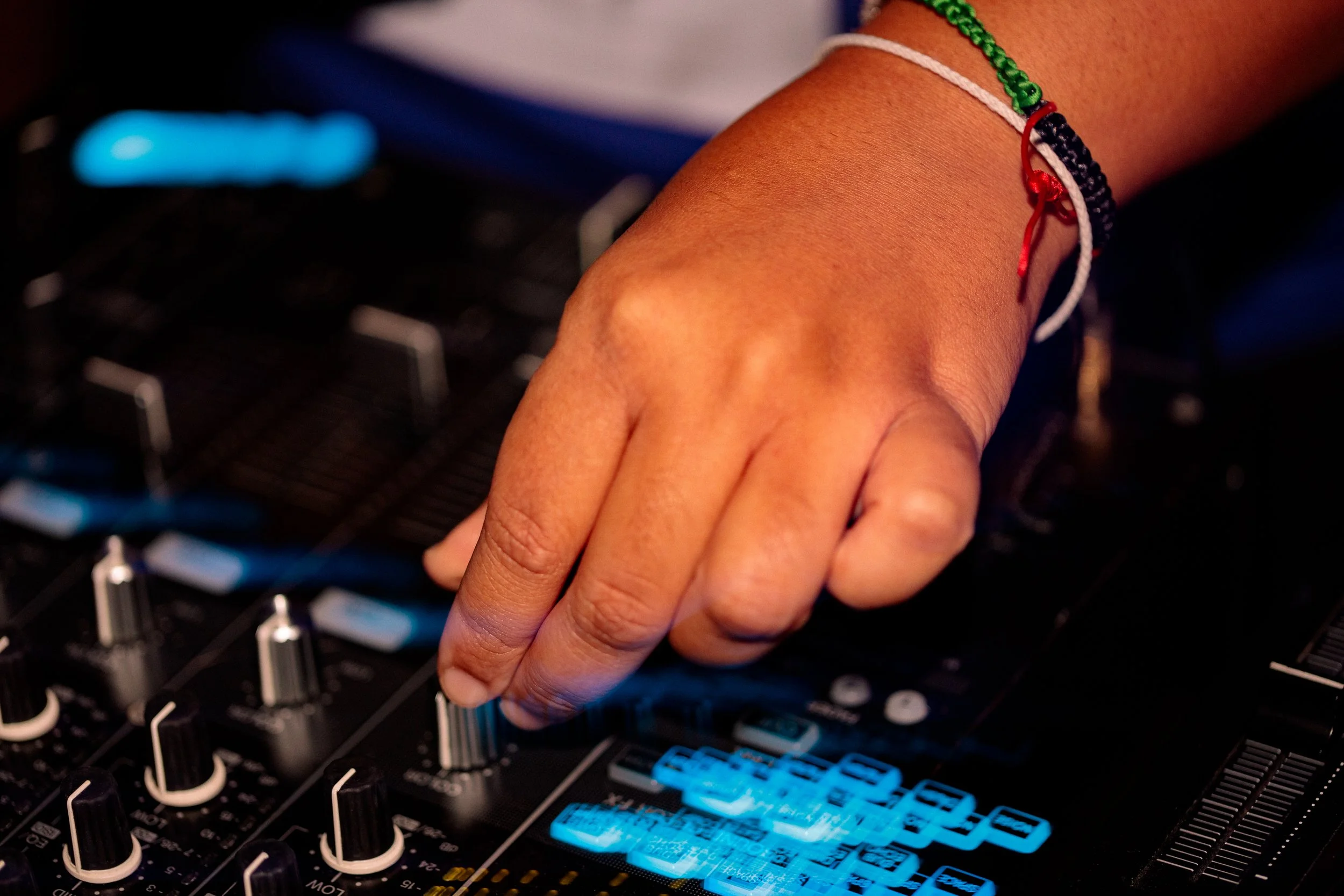 2024-09-07 Kismat - DJ Set by HenaWicked B2B Sonic Warfare, Willa.Camera-7.JPG