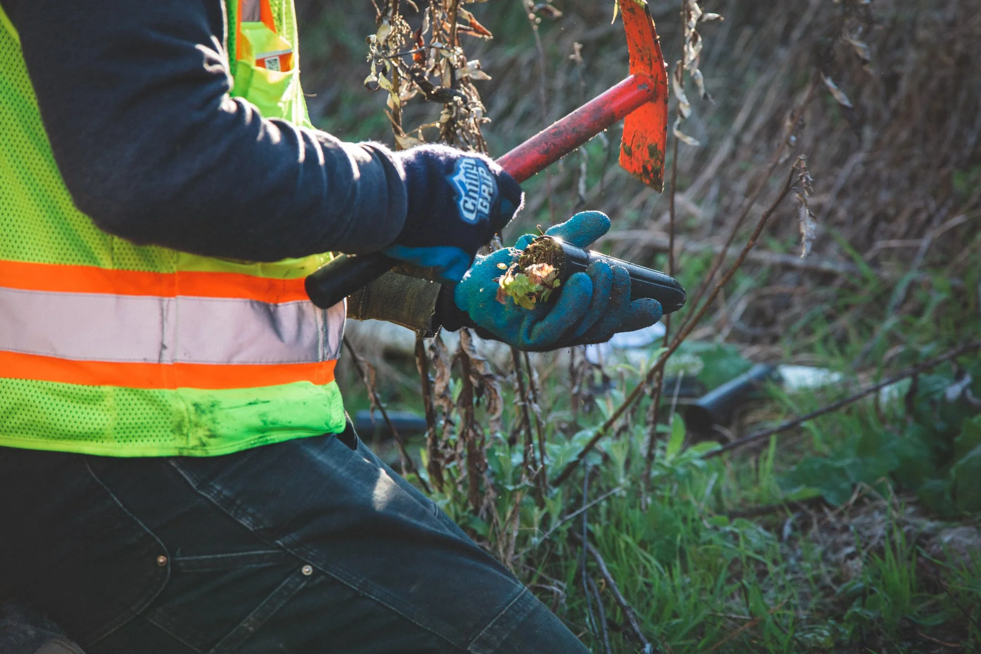 worker prepping a plant starter