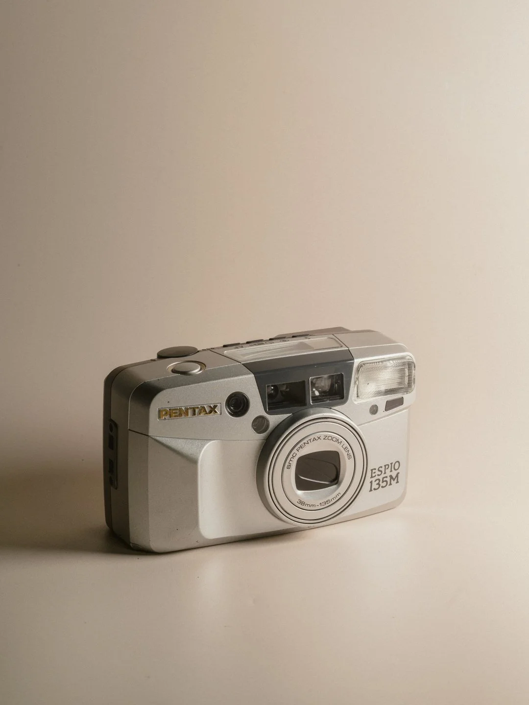 20260608_RefurbishedFilmCameras_By@LeviCalebAllan_048.jpg