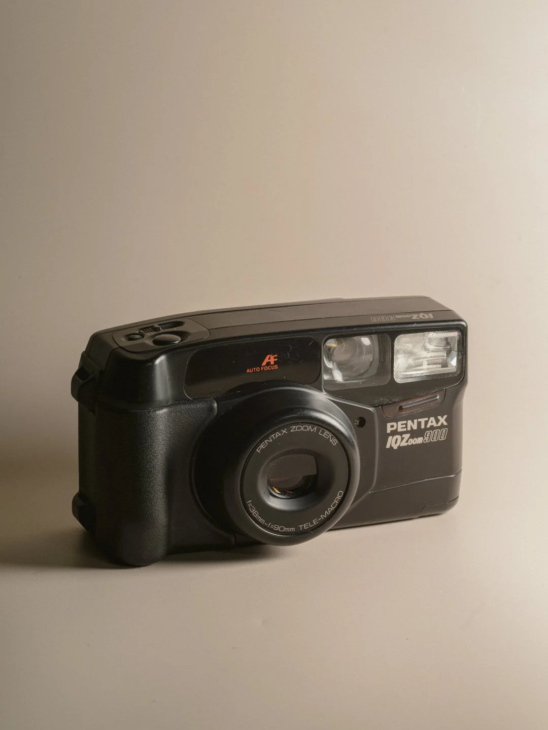 20260608_RefurbishedFilmCameras_By@LeviCalebAllan_054.jpg