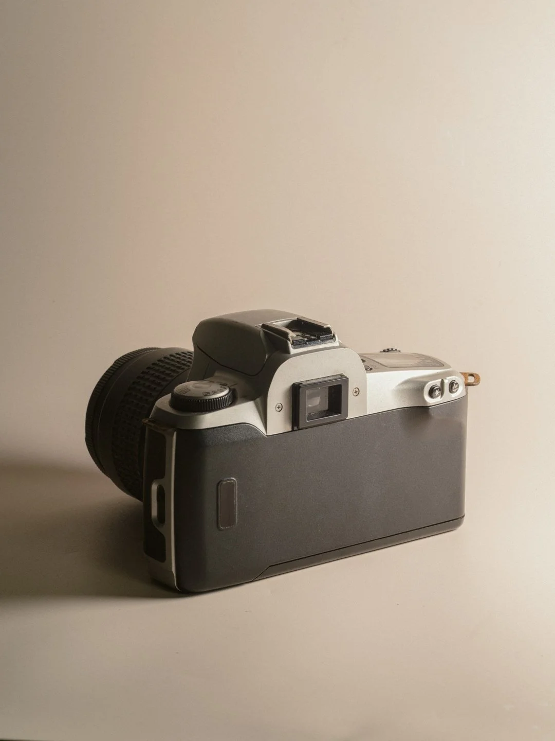 20260608_RefurbishedFilmCameras_By@LeviCalebAllan_068.jpg
