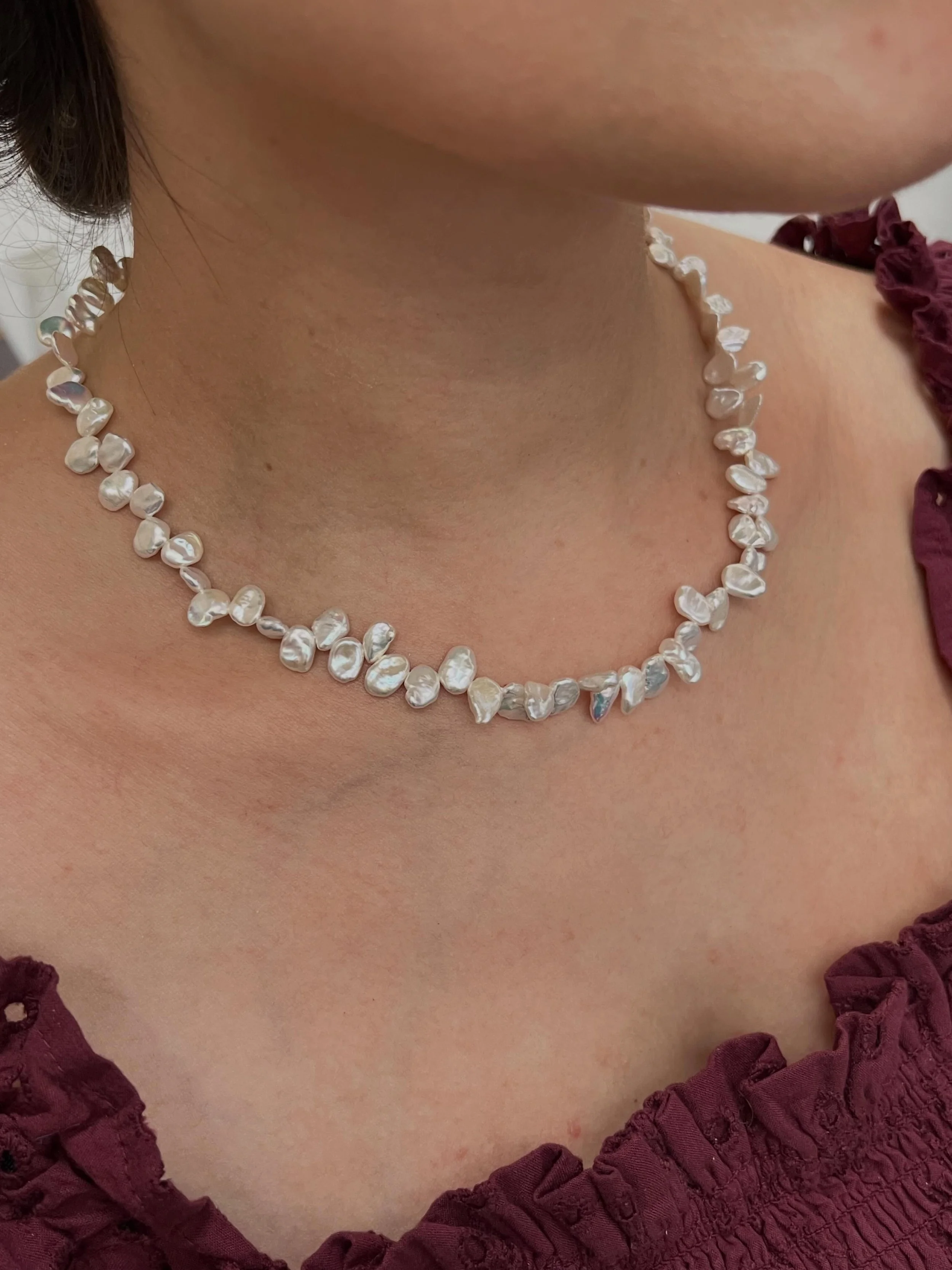 June&rsquo;s birthstone is the beautiful and perennial pearl. Once thought to be the tears of the gods, their luminous lustre against the skin brings a special radiance to the wearer which is the reason they have graced pieces of jewellery throughout