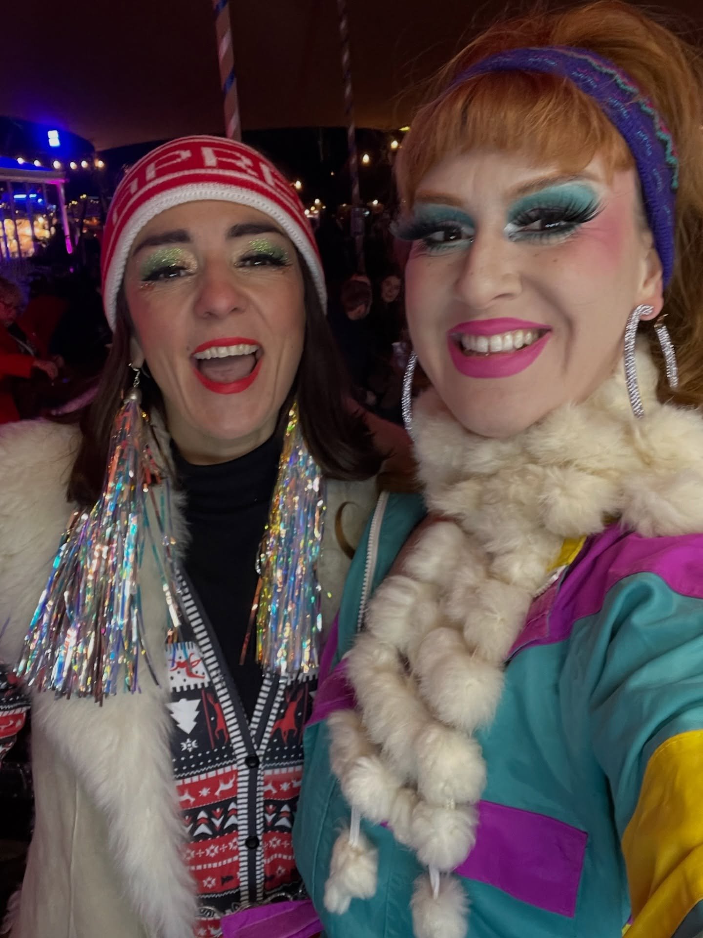 Apres All Day Babes ⛷🎿🚡 

@ditzyritzyhost @tizzyvontassel