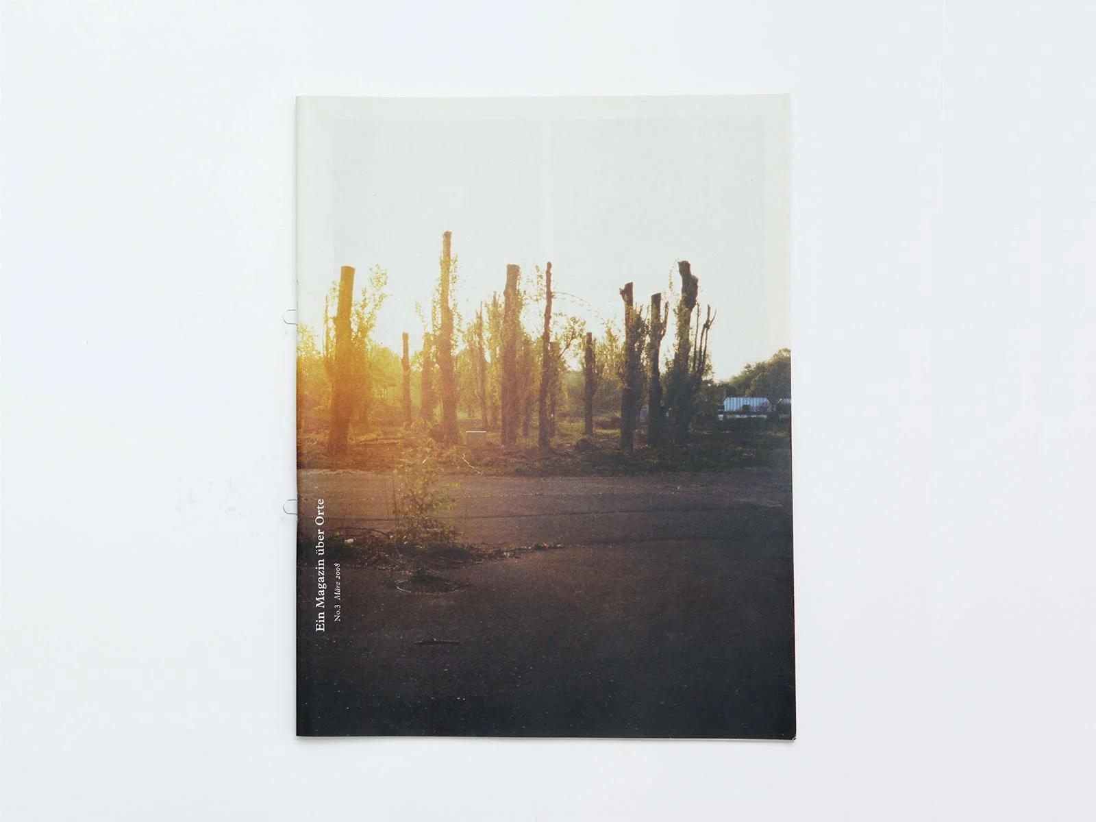 2008 <Ein Magazin Über Orte>, No. 3 issue “Park”