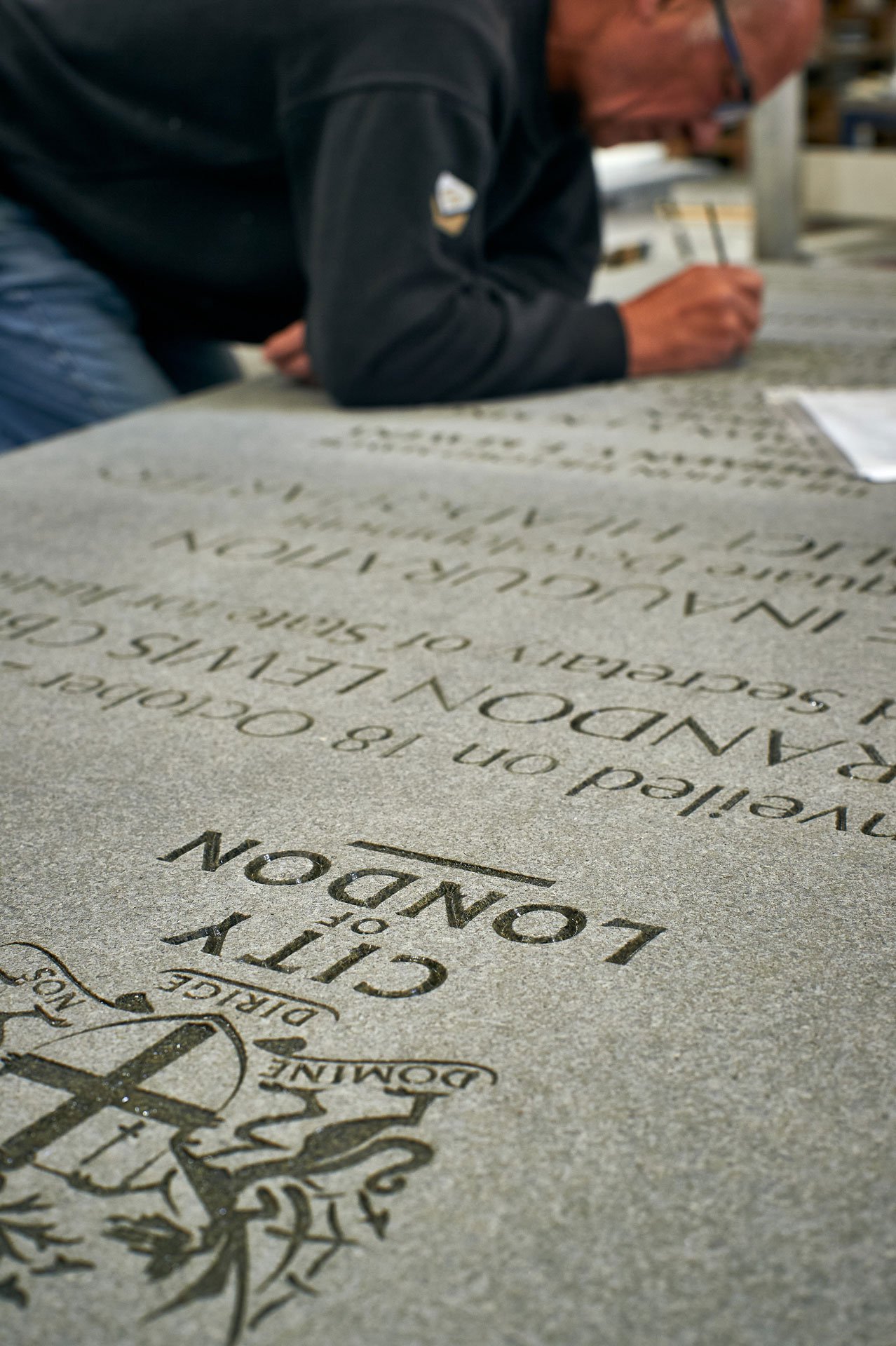Zimbabwe Black granite inauguration plaque for the Salisbury Square Development in London by stoneCIRCLE - photo Marco Joe Fazio Creatives