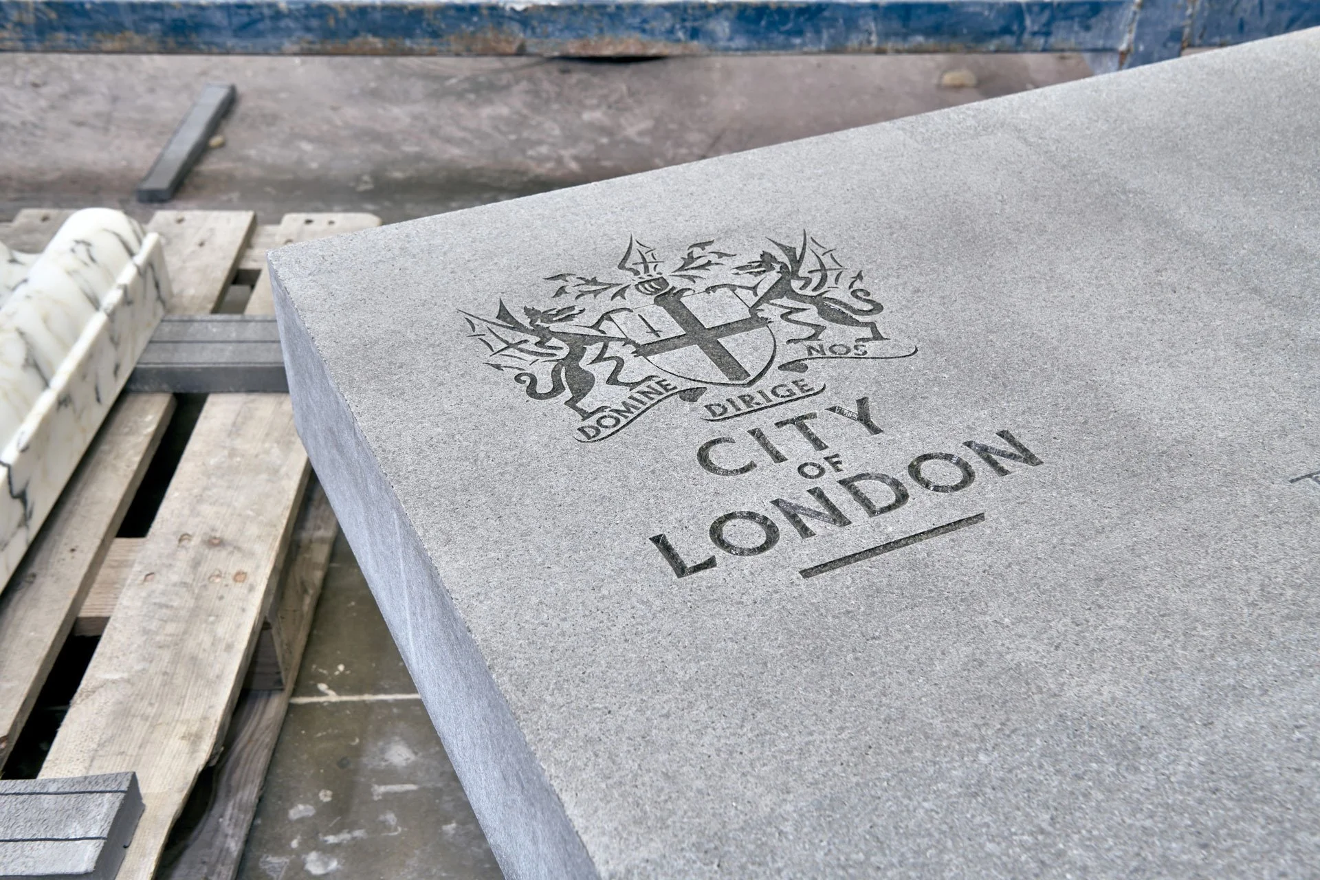 Zimbabwe Black granite inauguration plaque for the Salisbury Square Development in London by stoneCIRCLE - photo Marco Joe Fazio Creatives