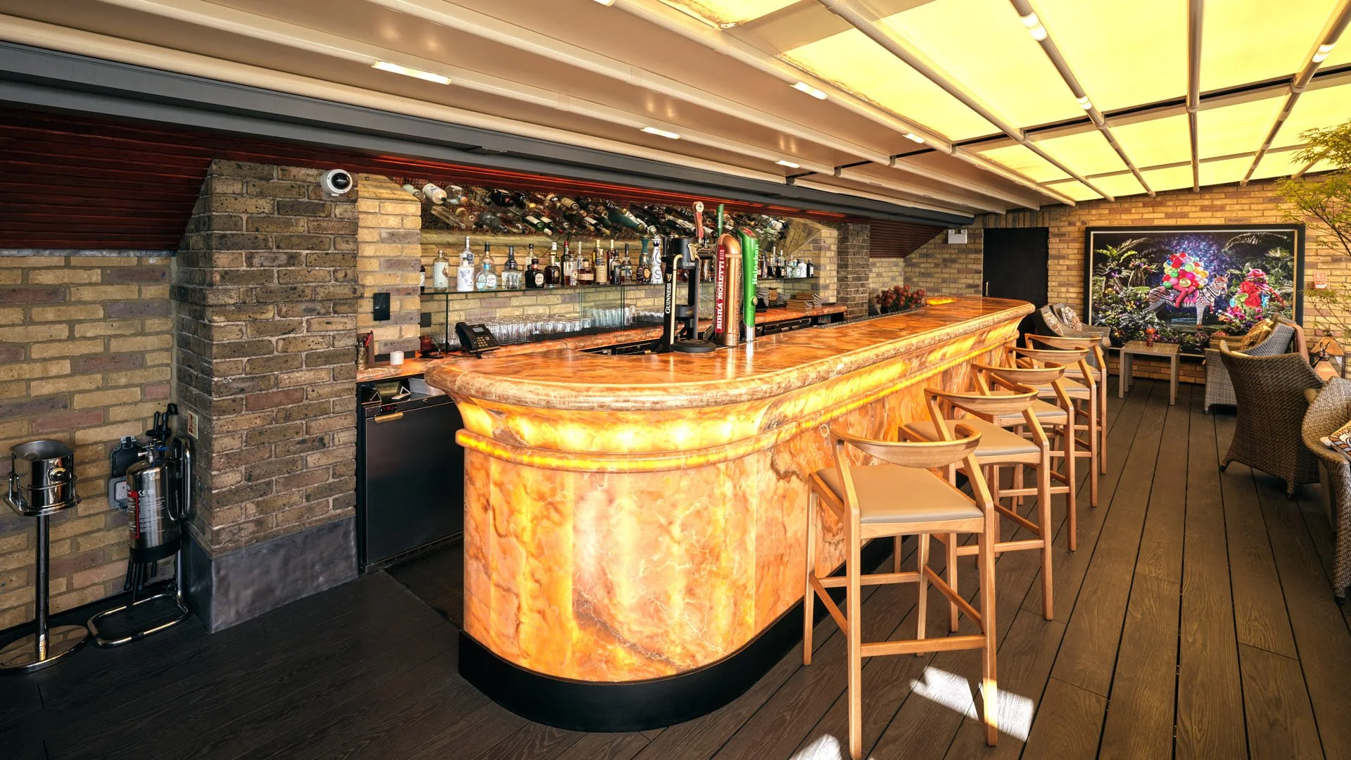 Chocolate Onyx bar by stoneCIRCLE at The Chesterfield Mayfair - photo Marco Joe Fazio Creatives