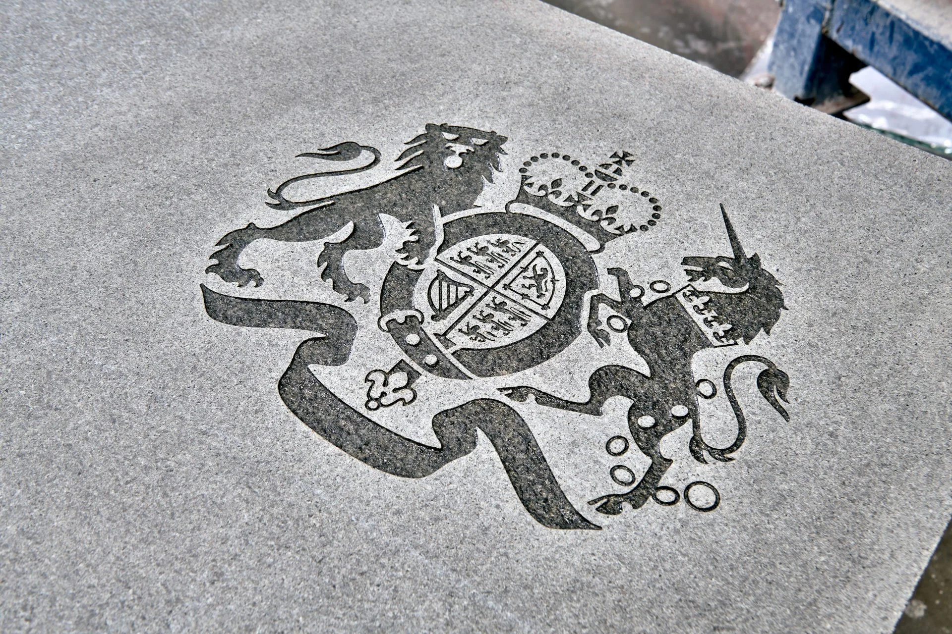 Zimbabwe Black granite inauguration plaque for the Salisbury Square Development in London by stoneCIRCLE - photo Marco Joe Fazio Creatives