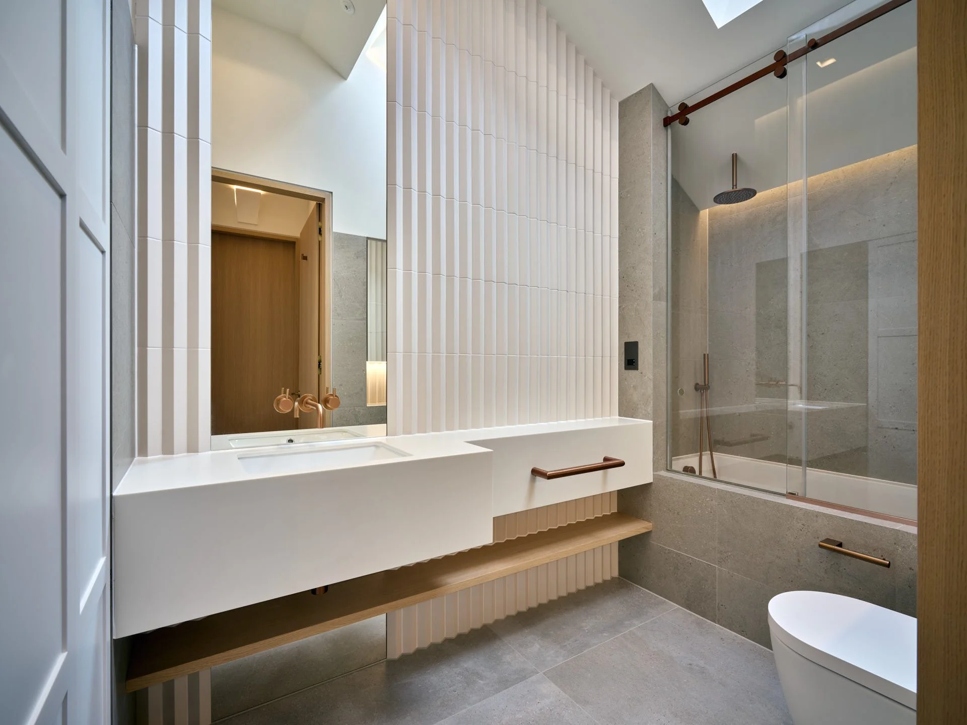 Porcelain tiles supplied and installed by stoneCIRCLE - photo Marco Joe Fazio Studio