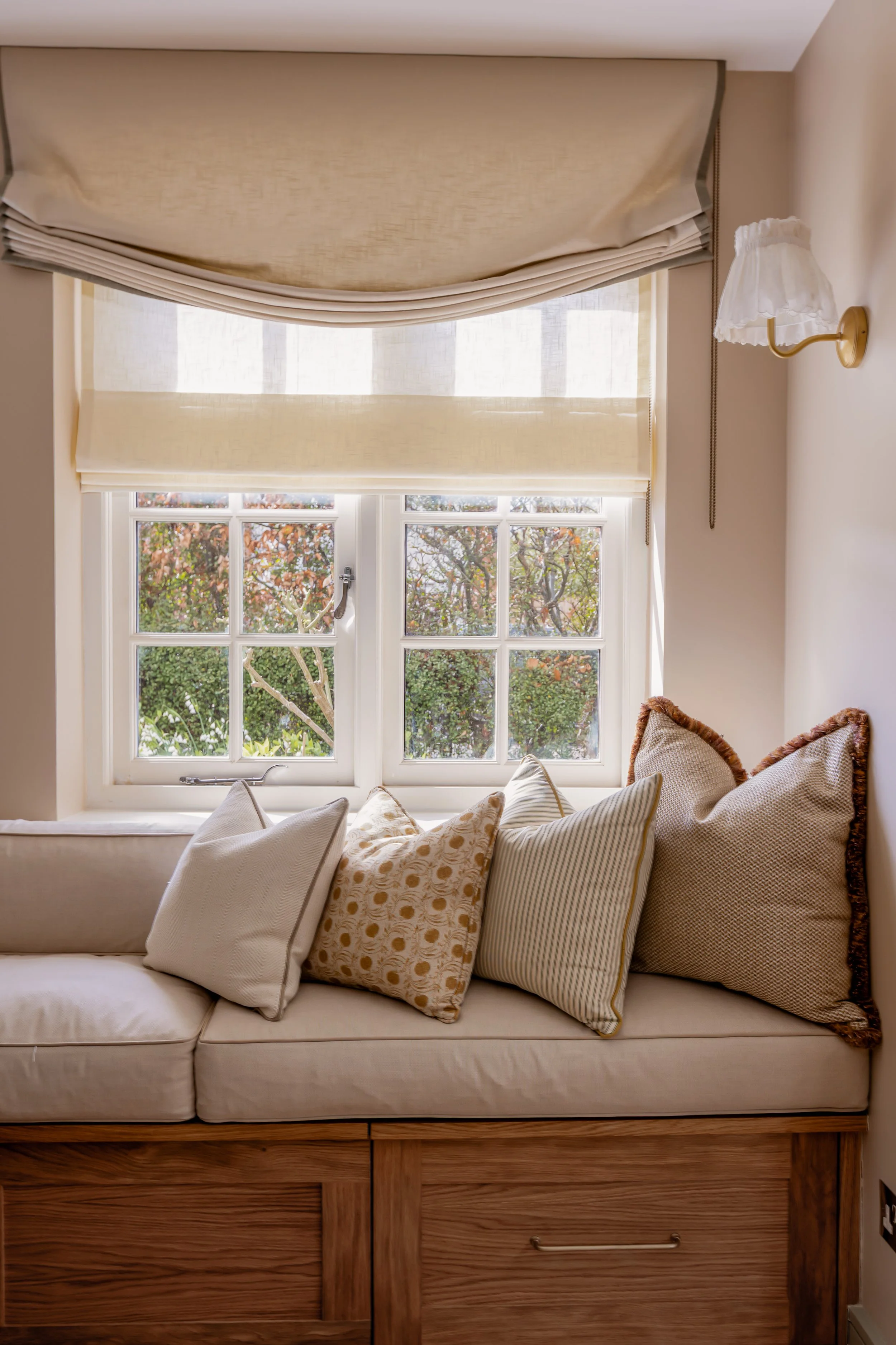 London Kitchen Banquette
