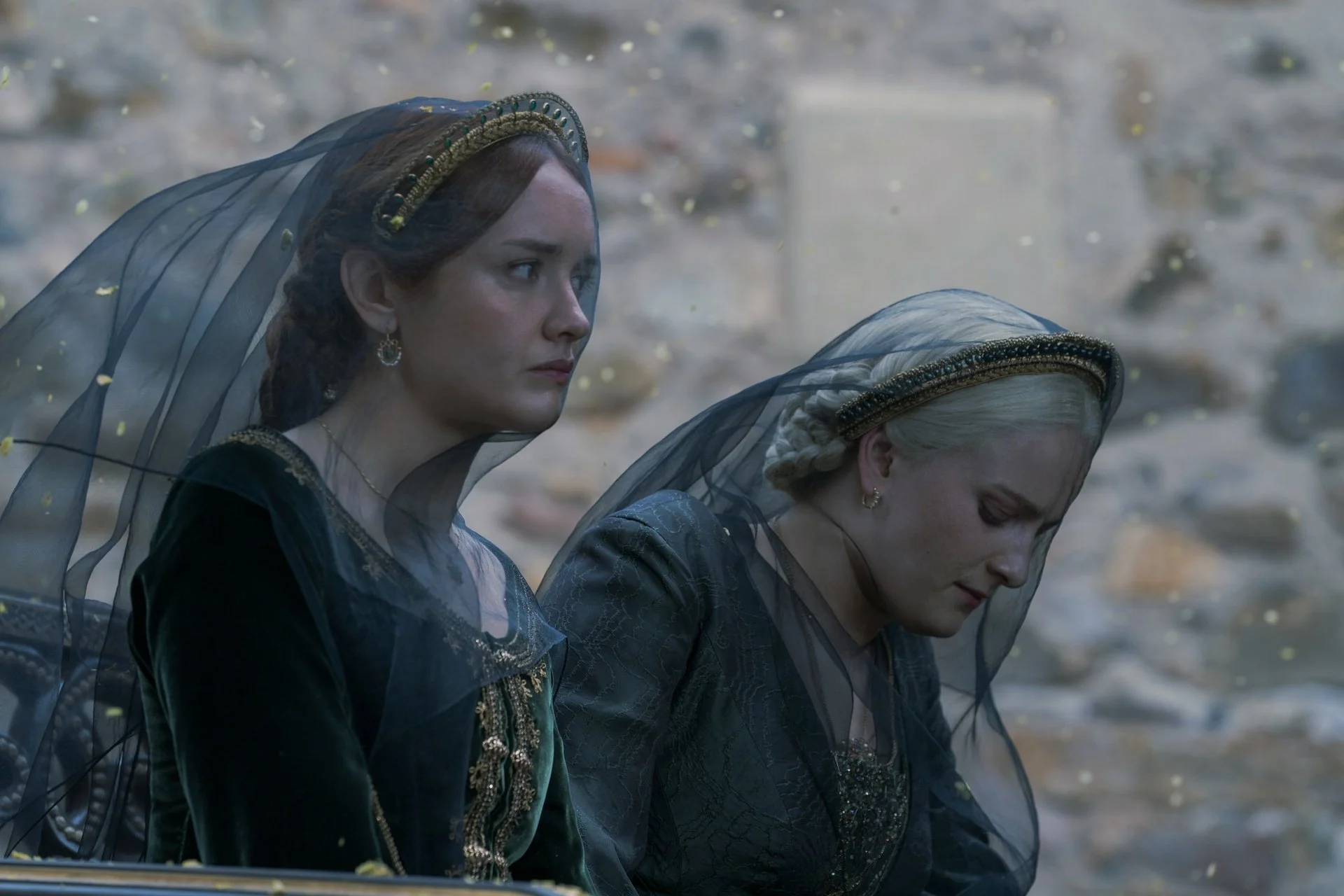 olivia-cooke-phia-saban.jpg
