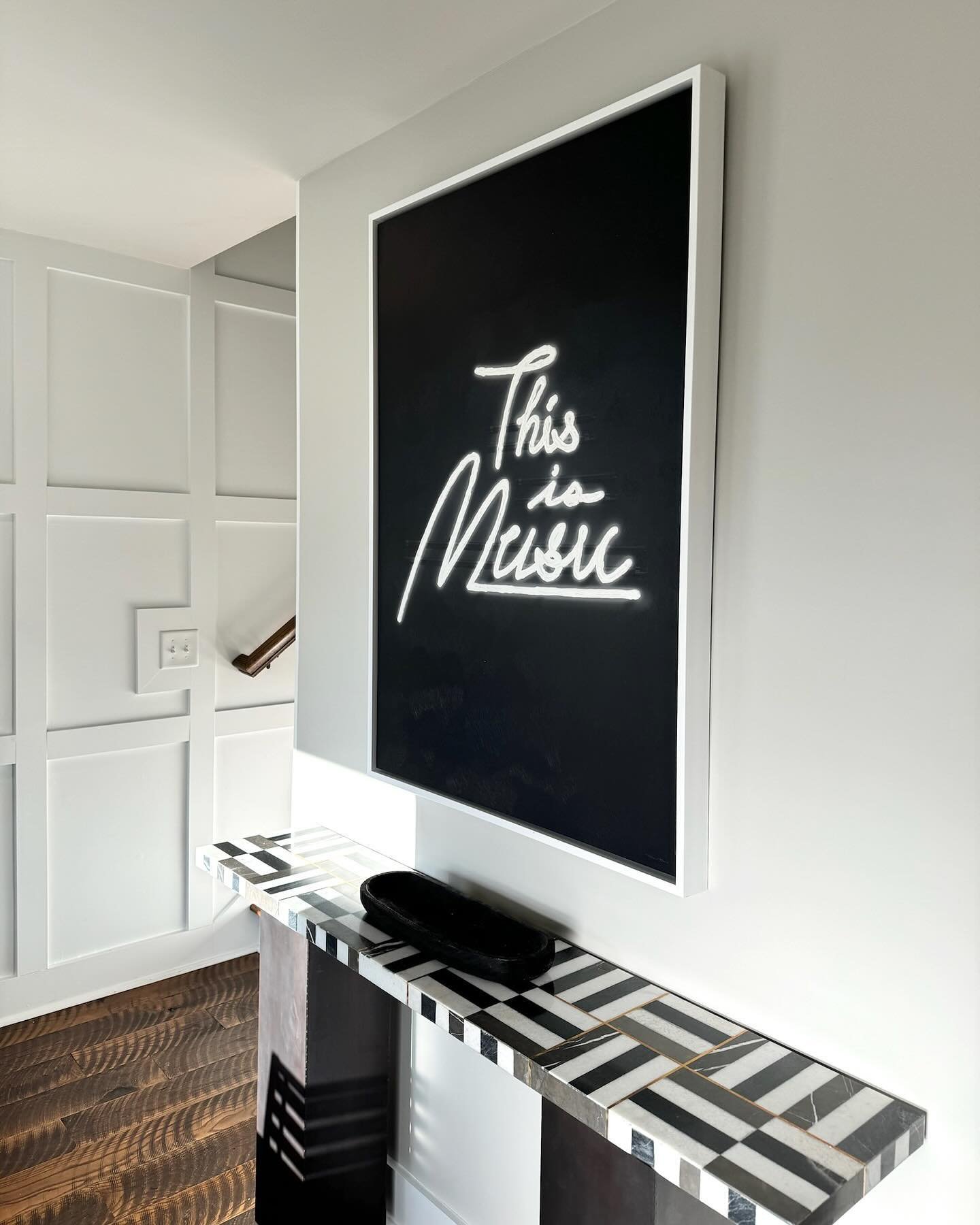 Welcome to Music City! We designed this Airbnb with a musician vibe. The goal is to give the guests a true Nashville experience! 🎸 #imaginethatdesign