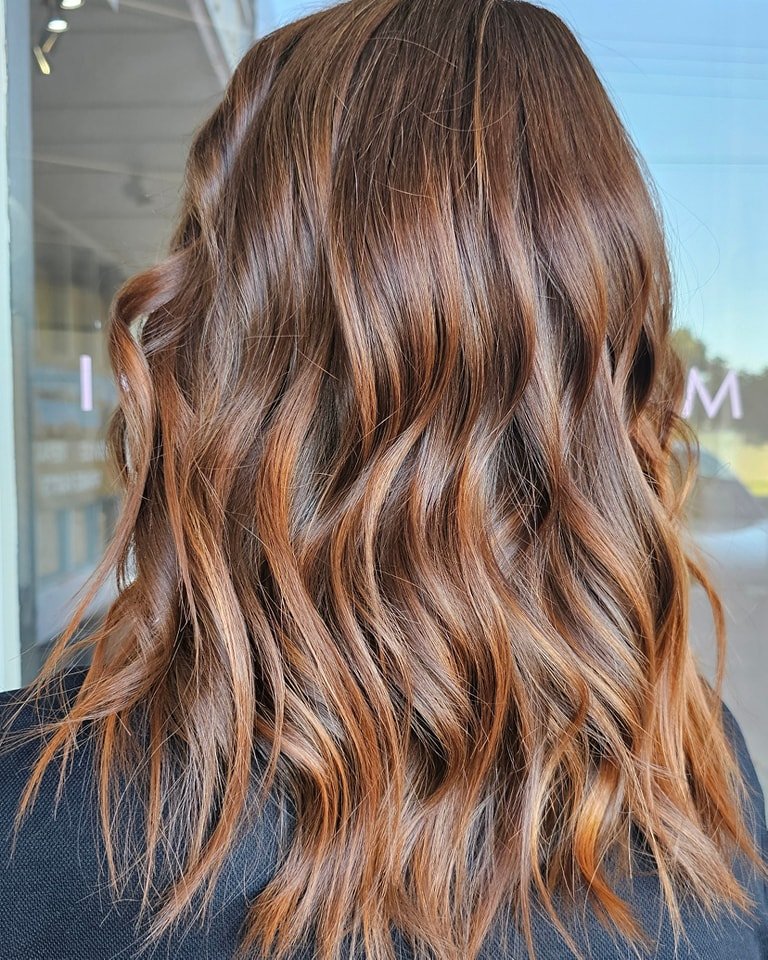 🔥 Waves of fire ☄️
strands kissed by copper&mdash;burning bright with every move. 
#FieryStrands 
#CopperWaves 
#haircaregroupaustralia #adelaidehairdresser 
#Warradale 
#adelaideahairsalon #warradaleahairsalon 
#copperhair 
#hair 
#Adelaide 
#adela