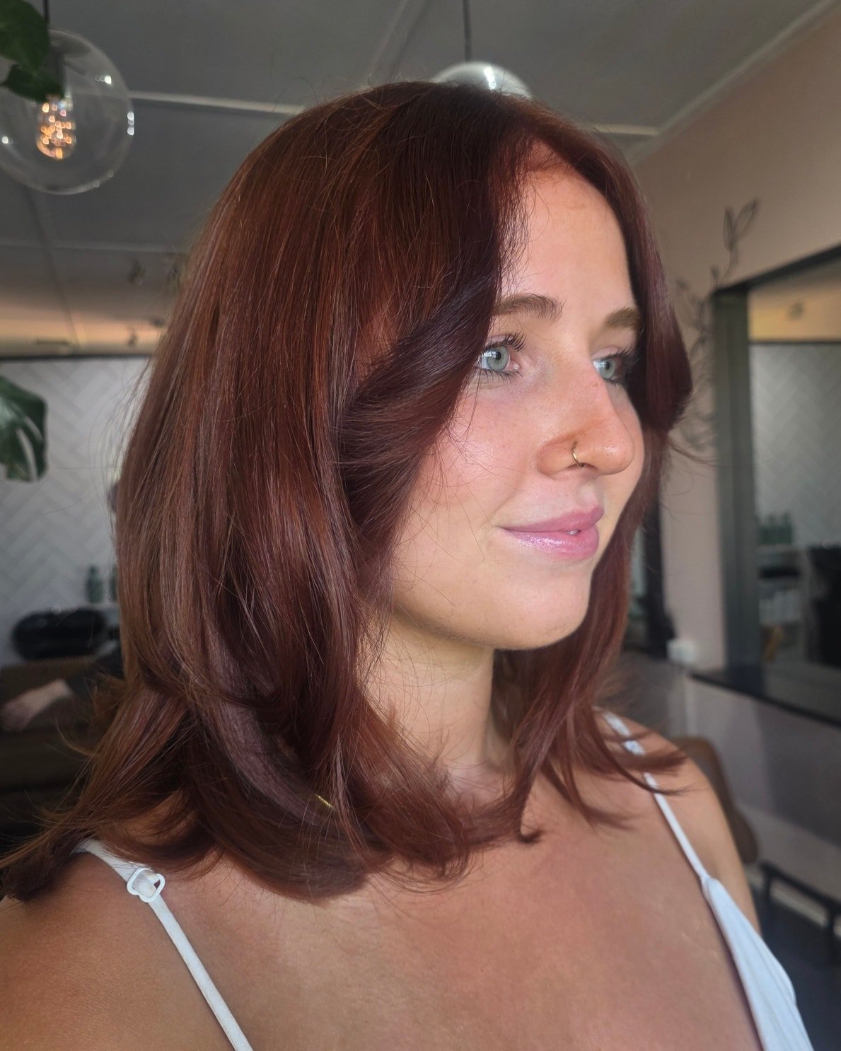 Rich copper brunette tones paired with a big bouncy blowout = perfection 😍
#adelaidehair #salon #warradale #adelaidesalon